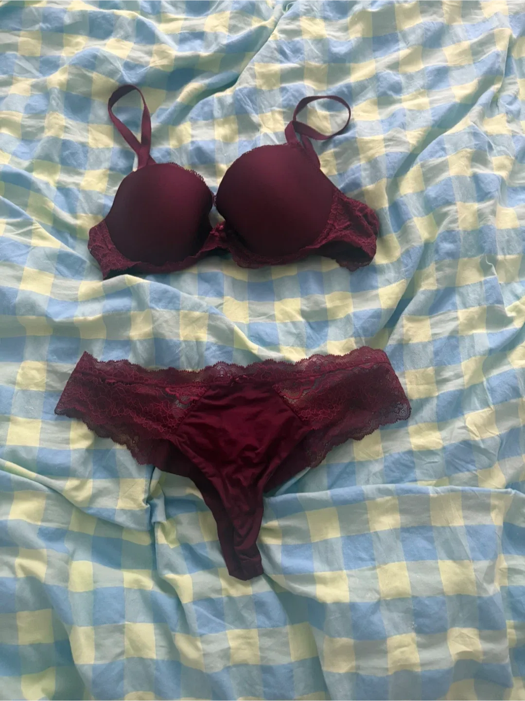 Victoria Secret lingerie set (New) thumbnail
