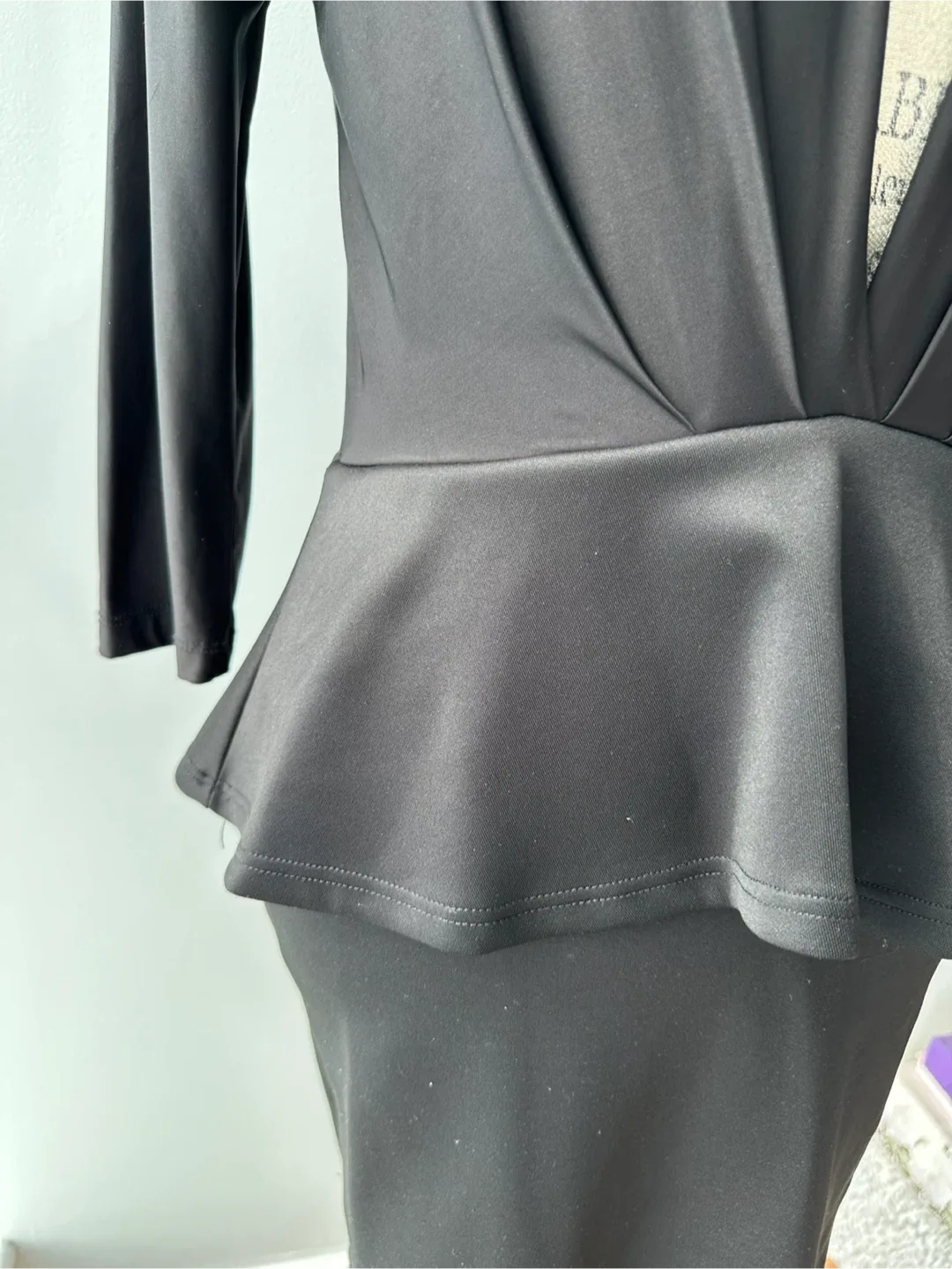 Black Peplum Dress image indicator(5)