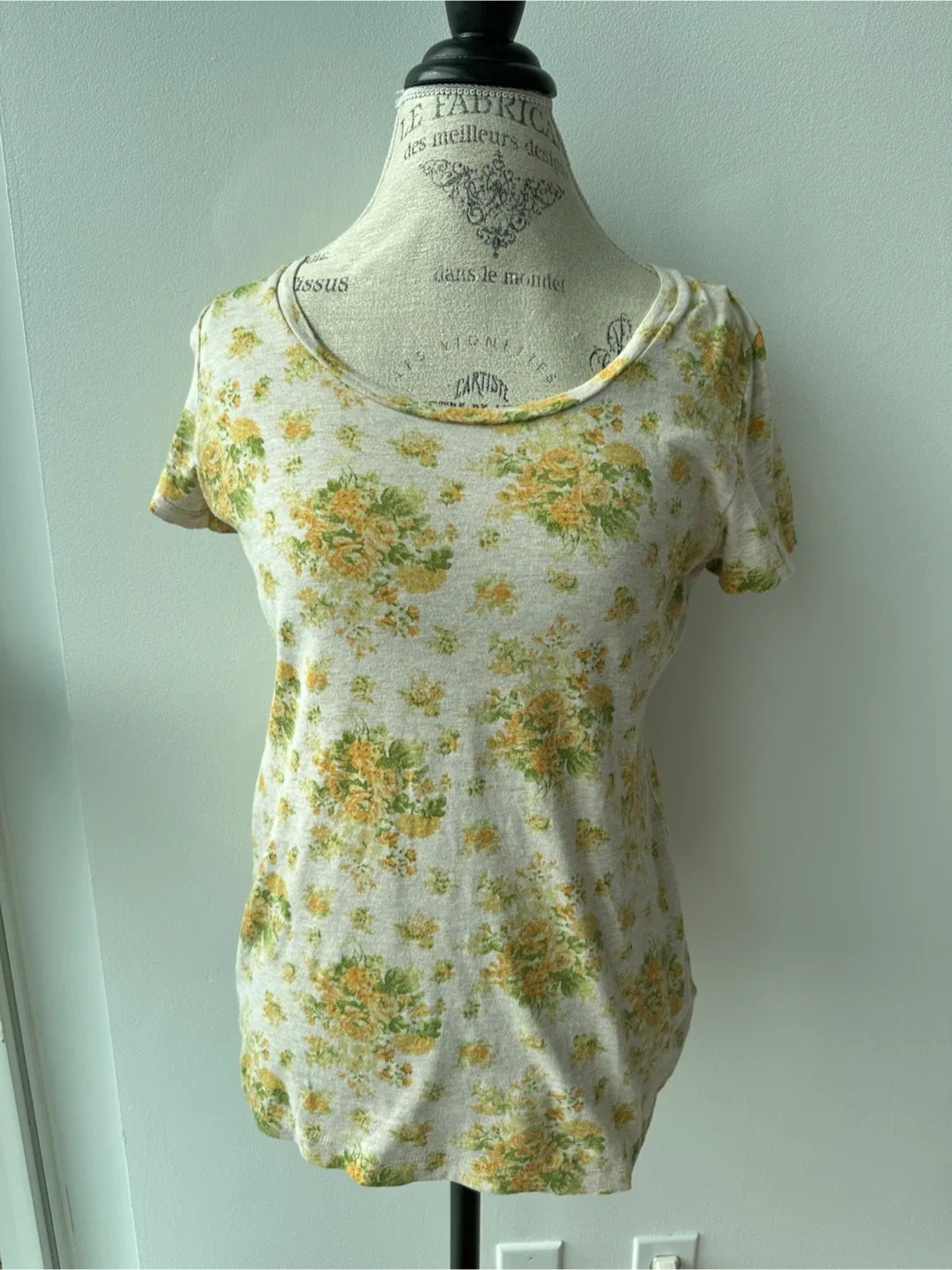 Laura Ashley collab with Uniqlo Floral T-Shirt thumbnail