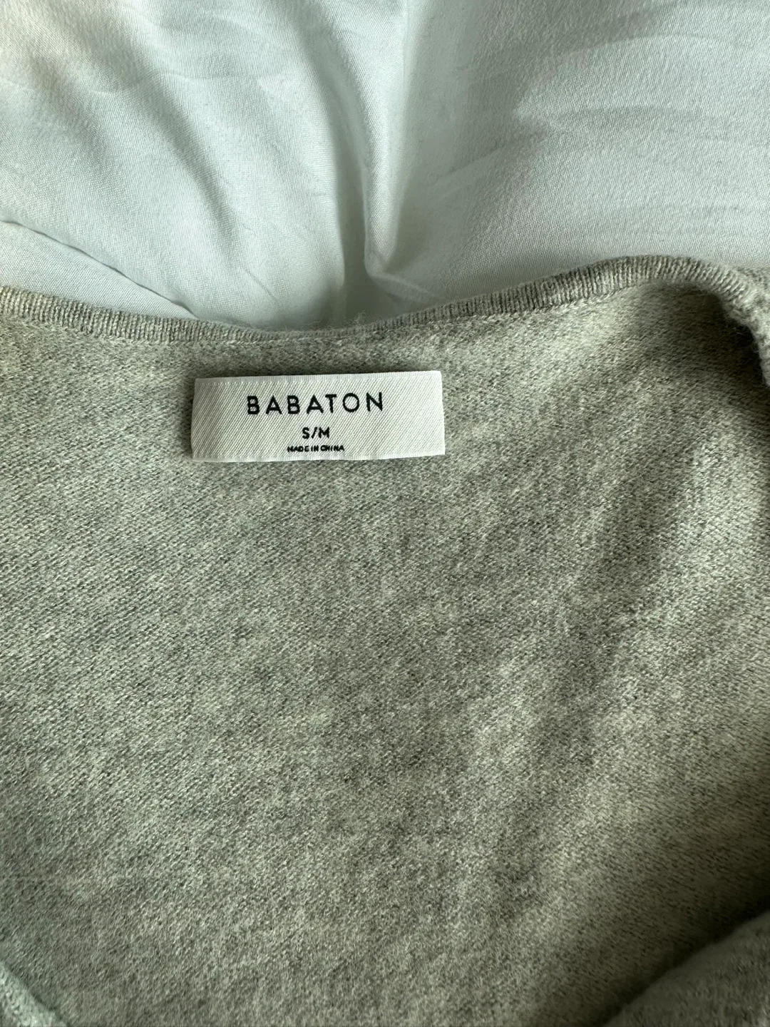Babaton Sweater - Size S/M image indicator(5)