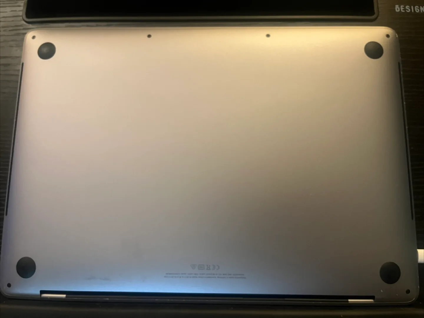 MacBook Pro 13inch 1TB image indicator(6)