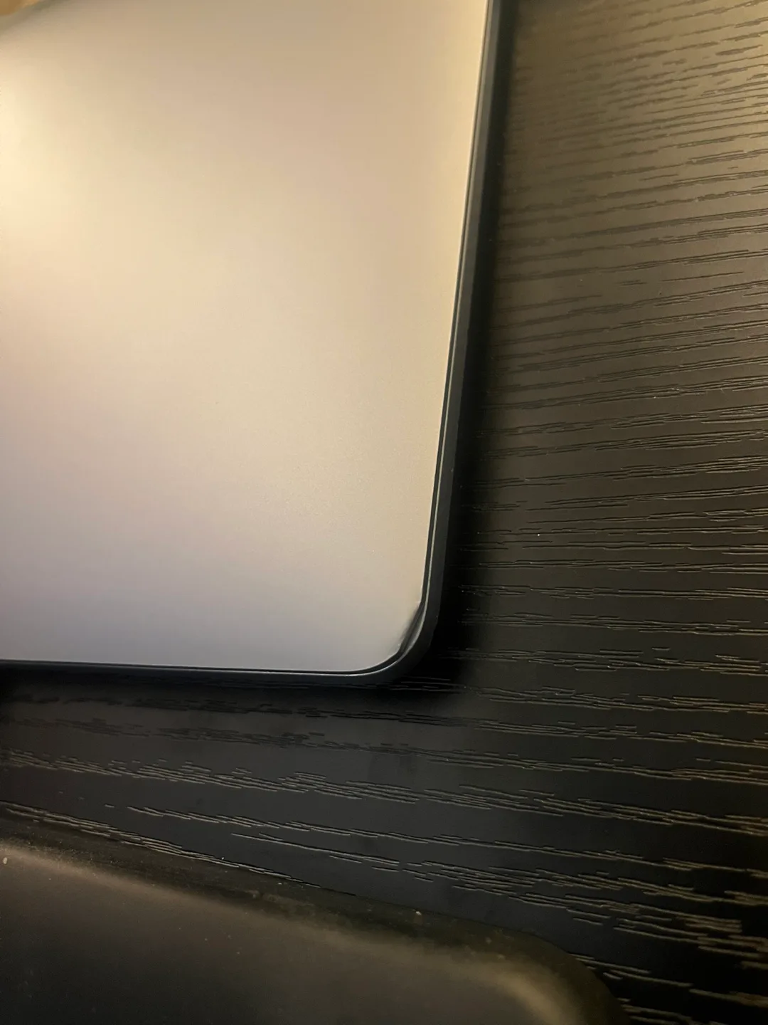 MacBook Pro 13inch 1TB image indicator(5)