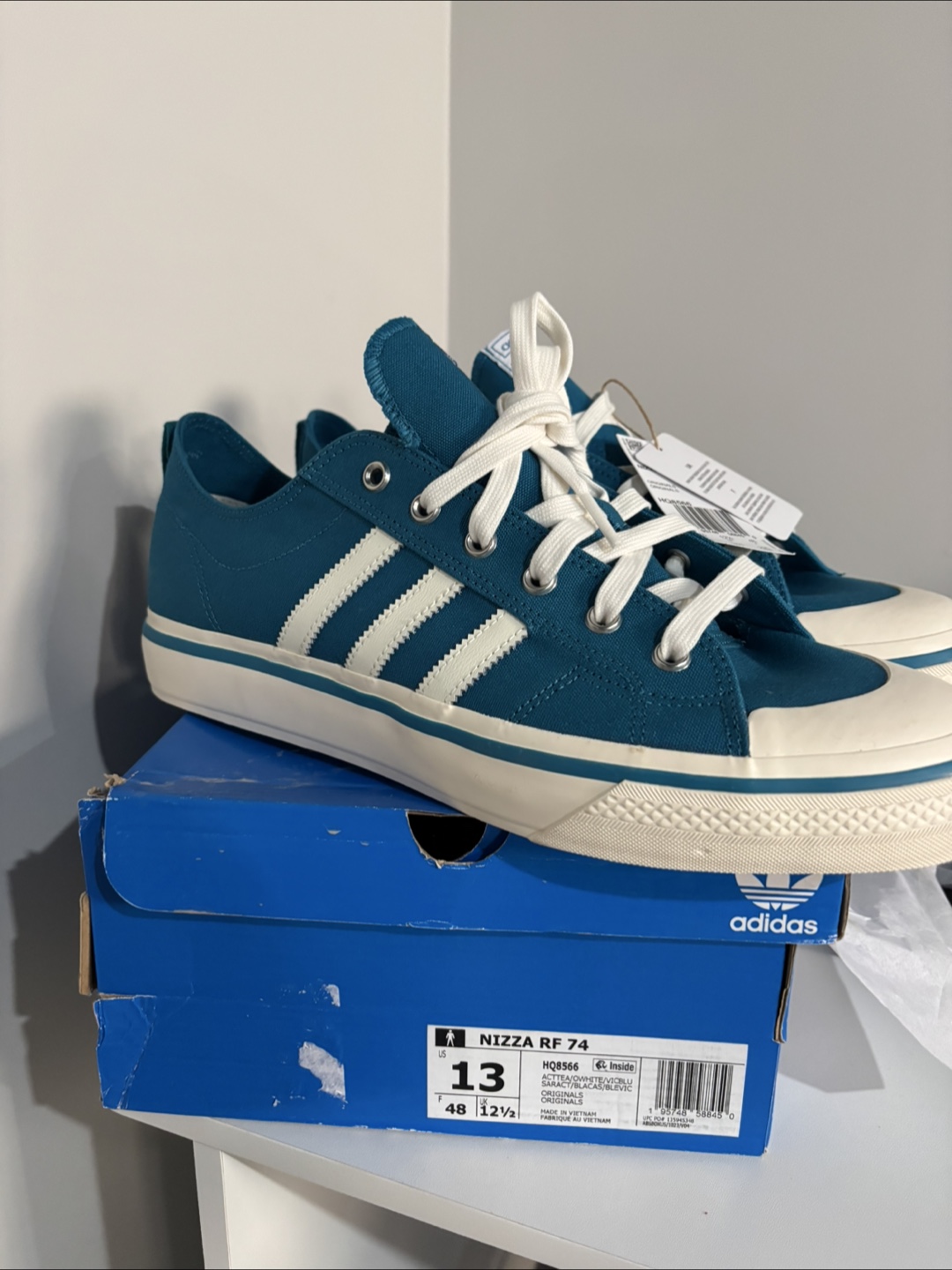 Adidas Nizza RF 74 Teal/White Size 13 - New in Box!