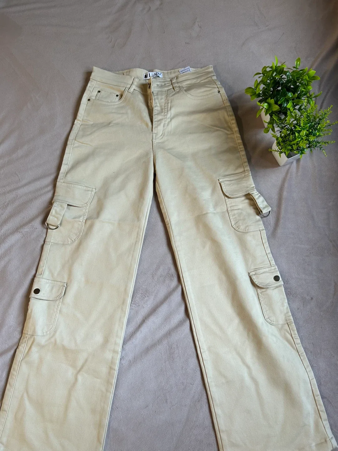 Cargo Pants - Beige thumbnail