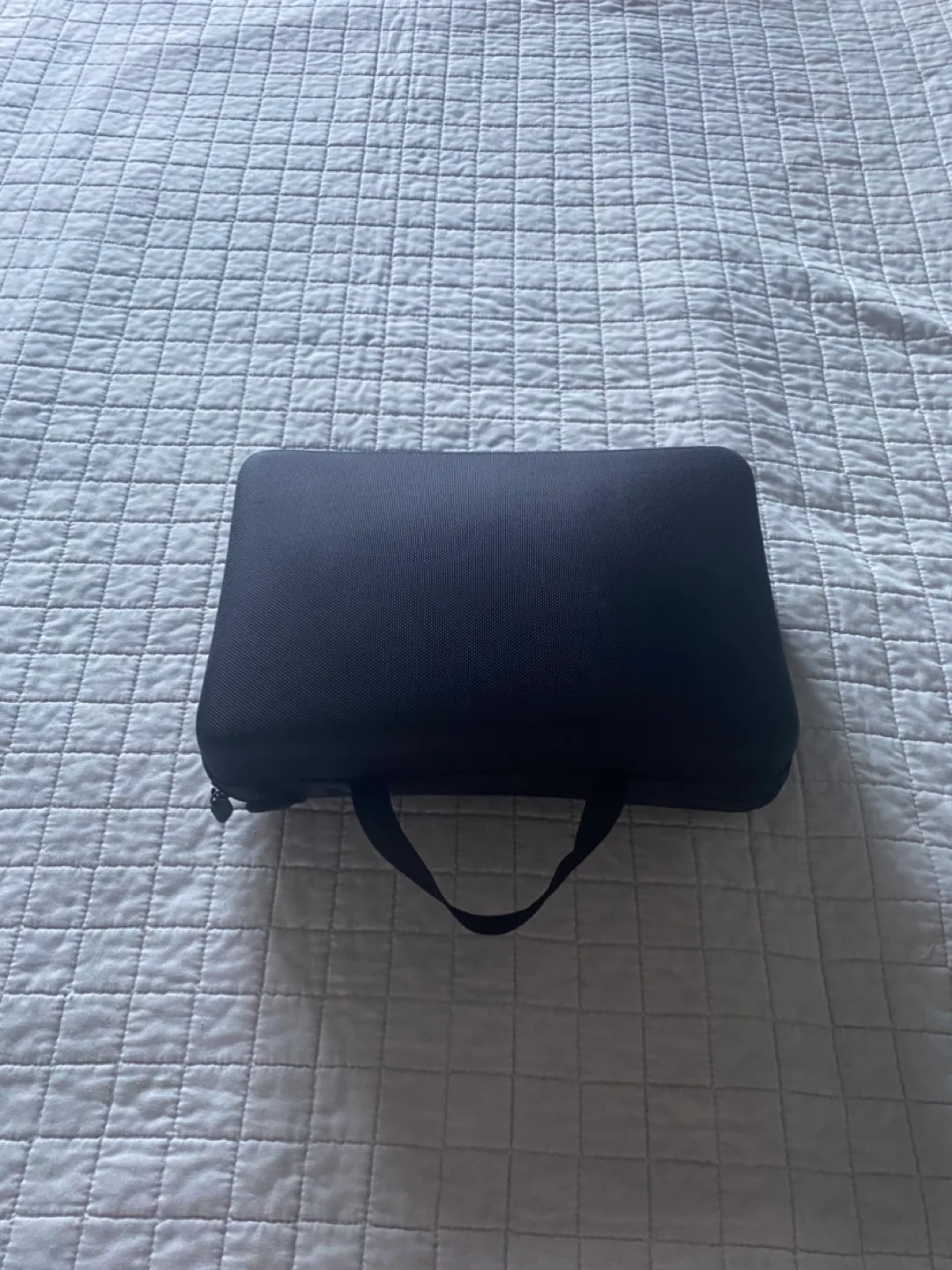 GoPro 5  Action Camera with Tripod image indicator(6)