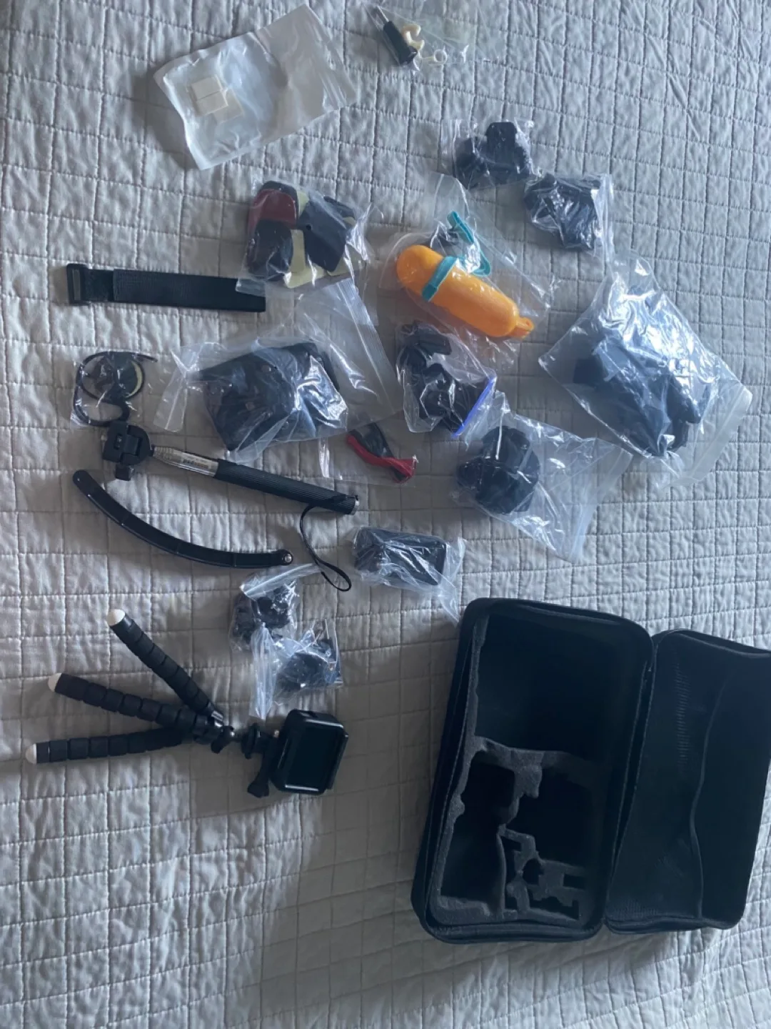 GoPro 5  Action Camera with Tripod image indicator(8)