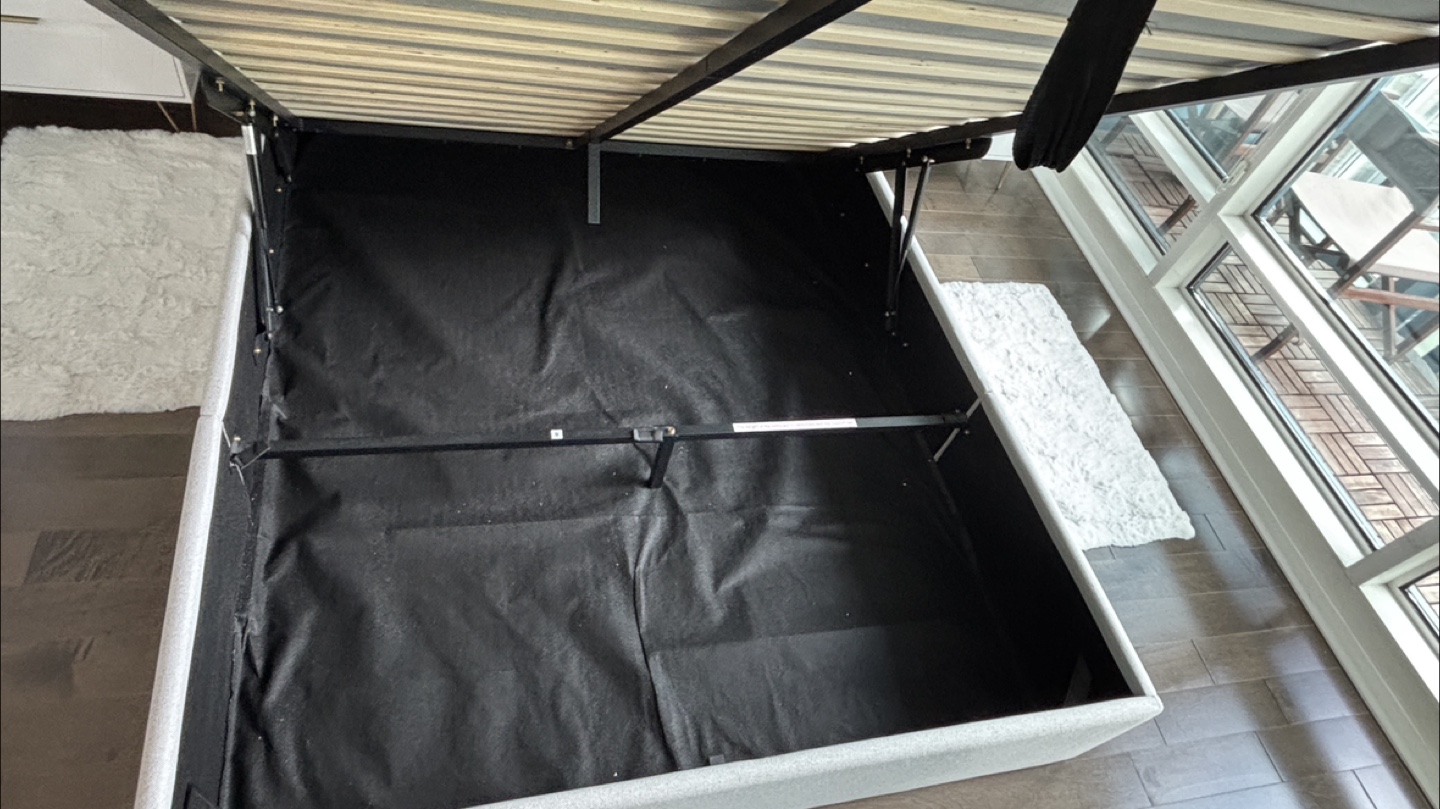 Upholstered Storage Bed Frame - Queen Size - photo 4