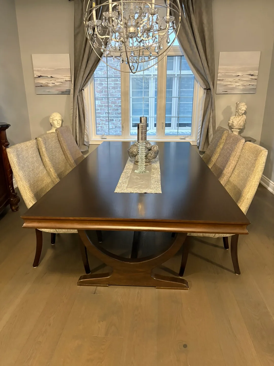 4 Urban Barn Dining Chairs ret $2100 table not for sale image indicator(2)