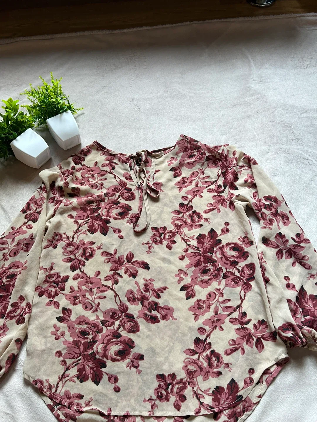 Floral Print Long Sleeve Blouse thumbnail