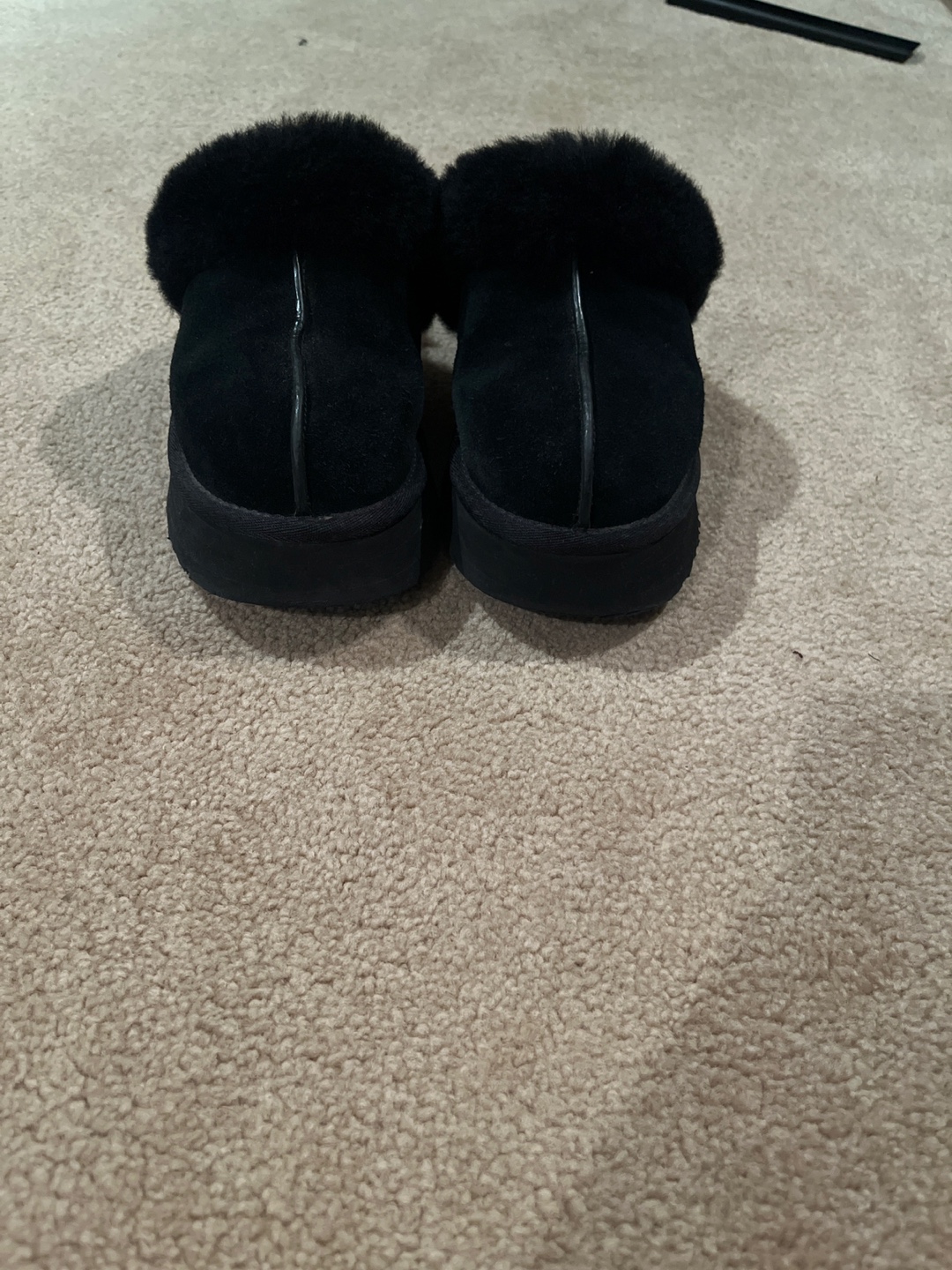 UGG Women's Oh Yeah Slipper - Black
