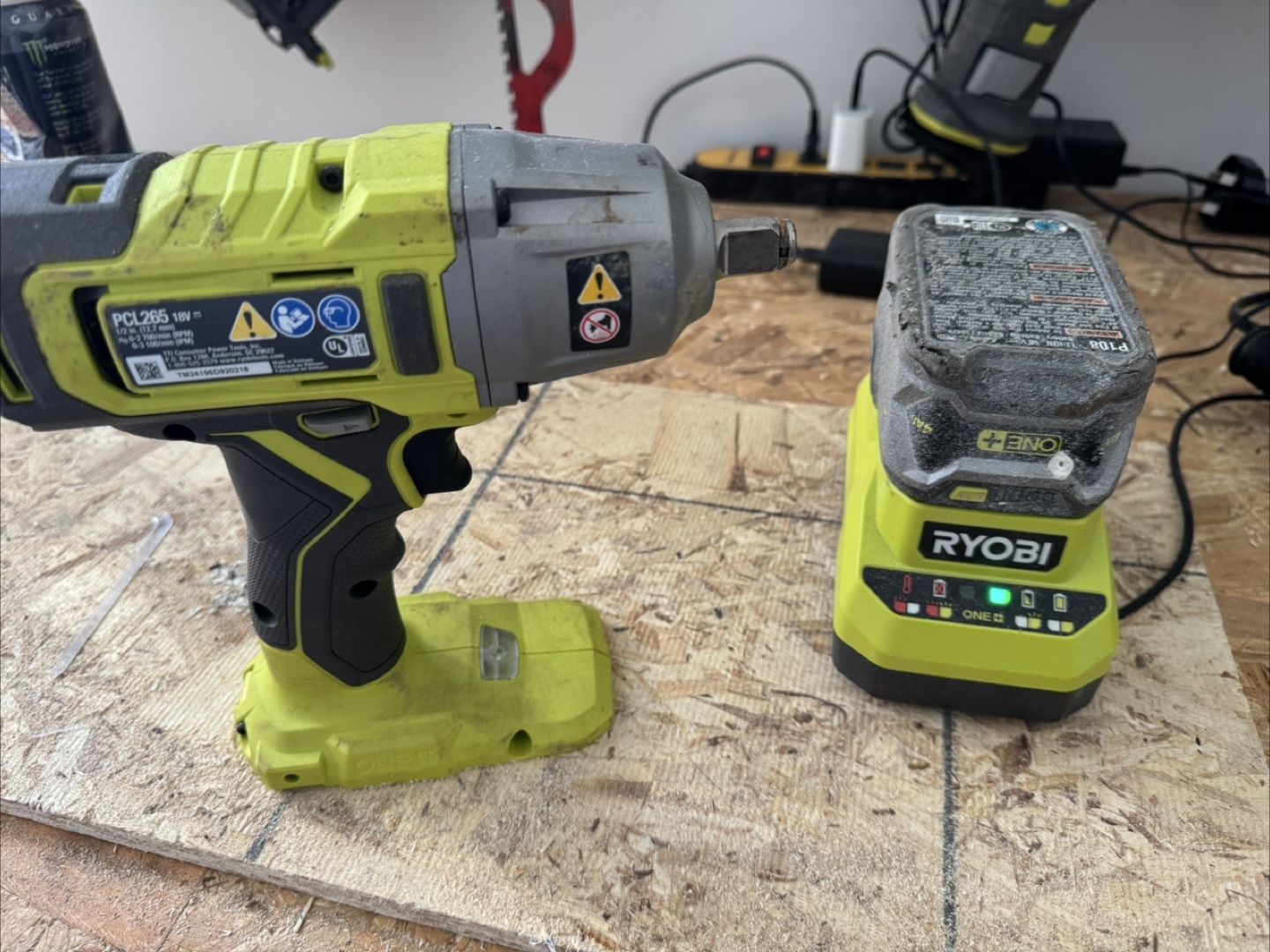 Ryobi PCL265 18V Impact Wrench - photo 5