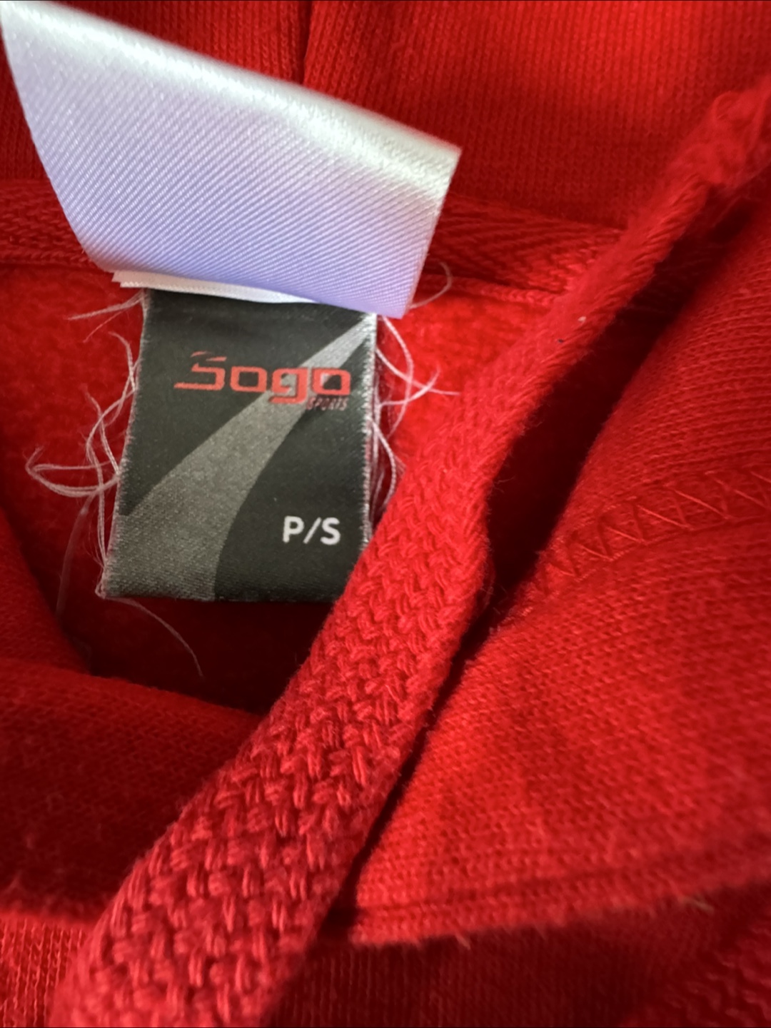 Toronto FC Sogo Red Hoodie - Size P/S - photo 5