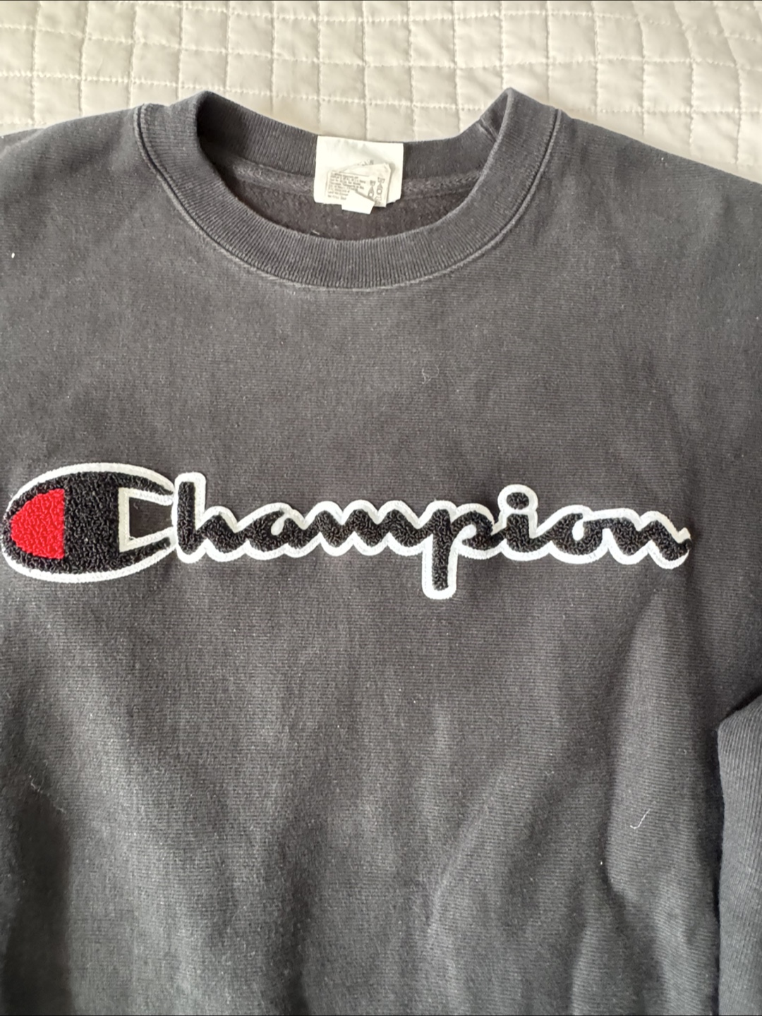 Champion Reverse Weave Crewneck - Size Medium - photo 2