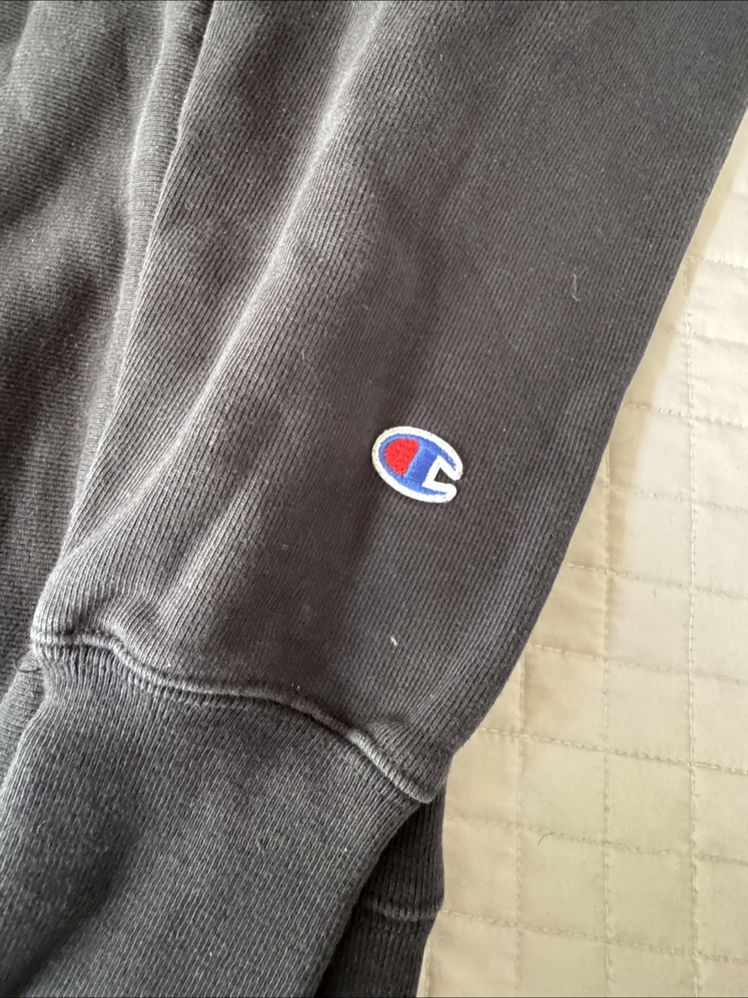 Champion Reverse Weave Crewneck - Size Medium - photo 3