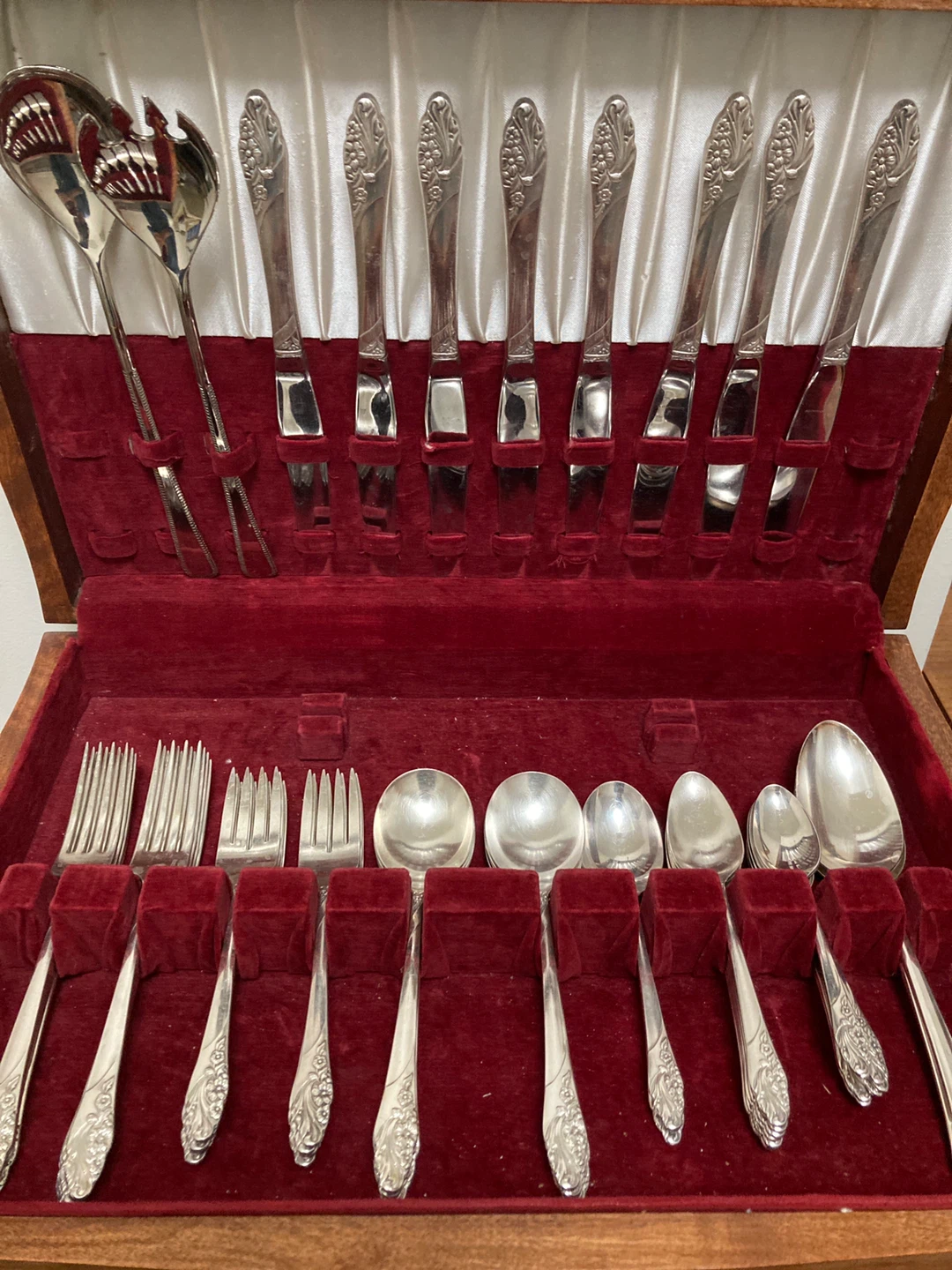 Vintage Silverware Set in Wooden Box - photo 3