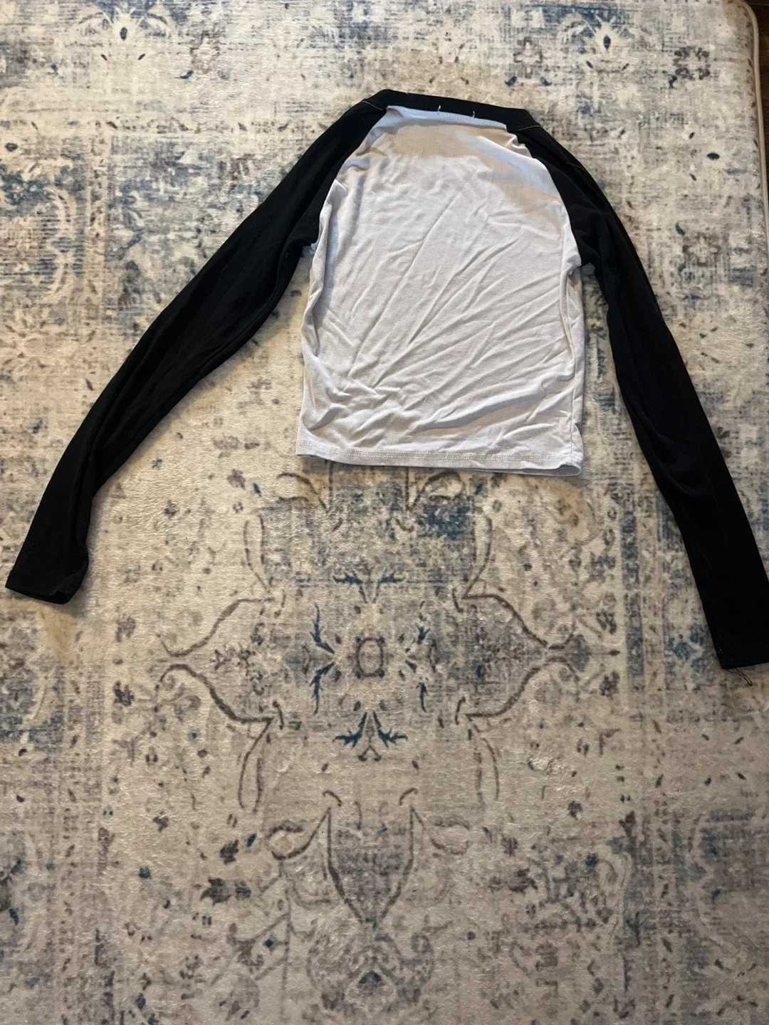 Angel Y2k Top - Black & White image indicator(2)