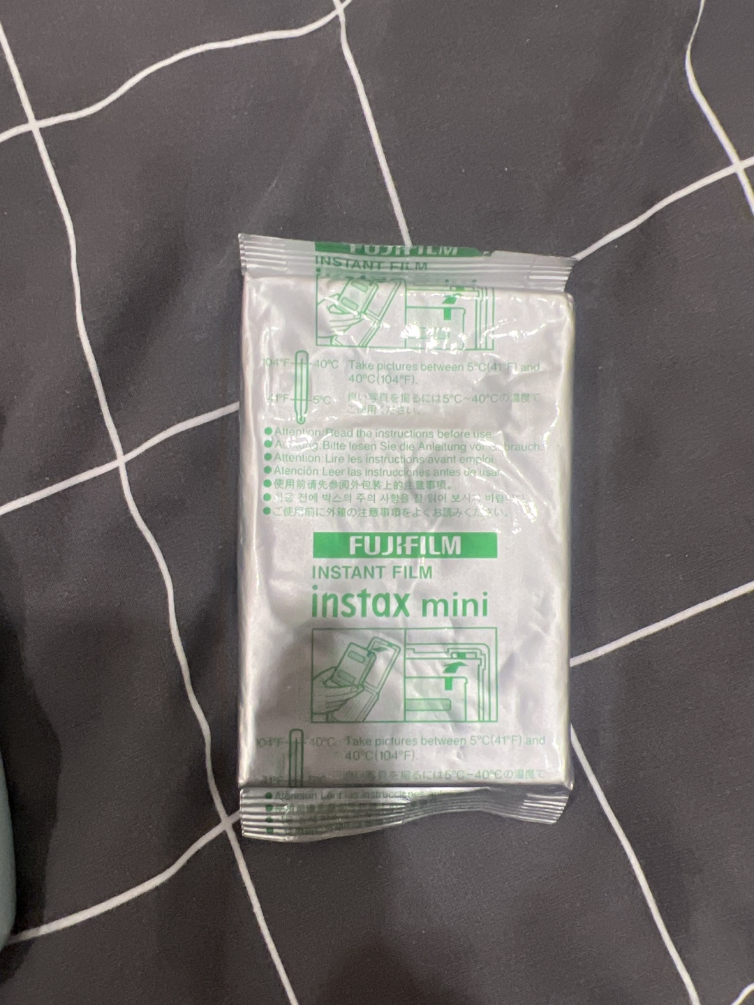 Fujifilm Instax Mini 9 Instant Camera - Mint Green - photo 3