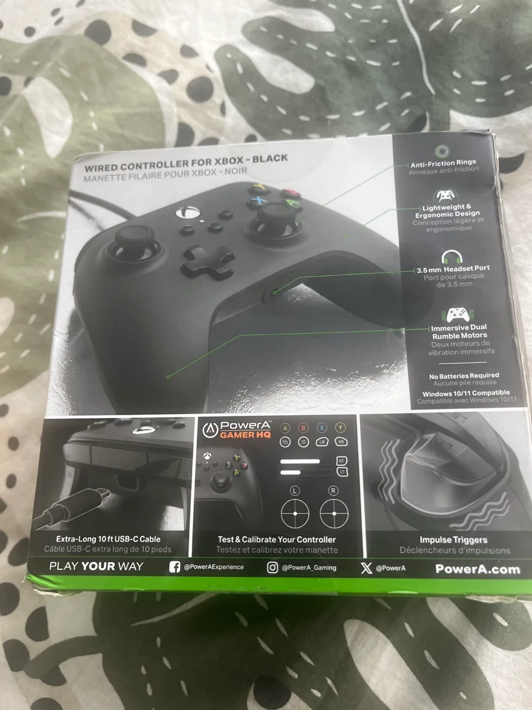 PowerA Wired Controller for Xbox - Black image indicator(2)