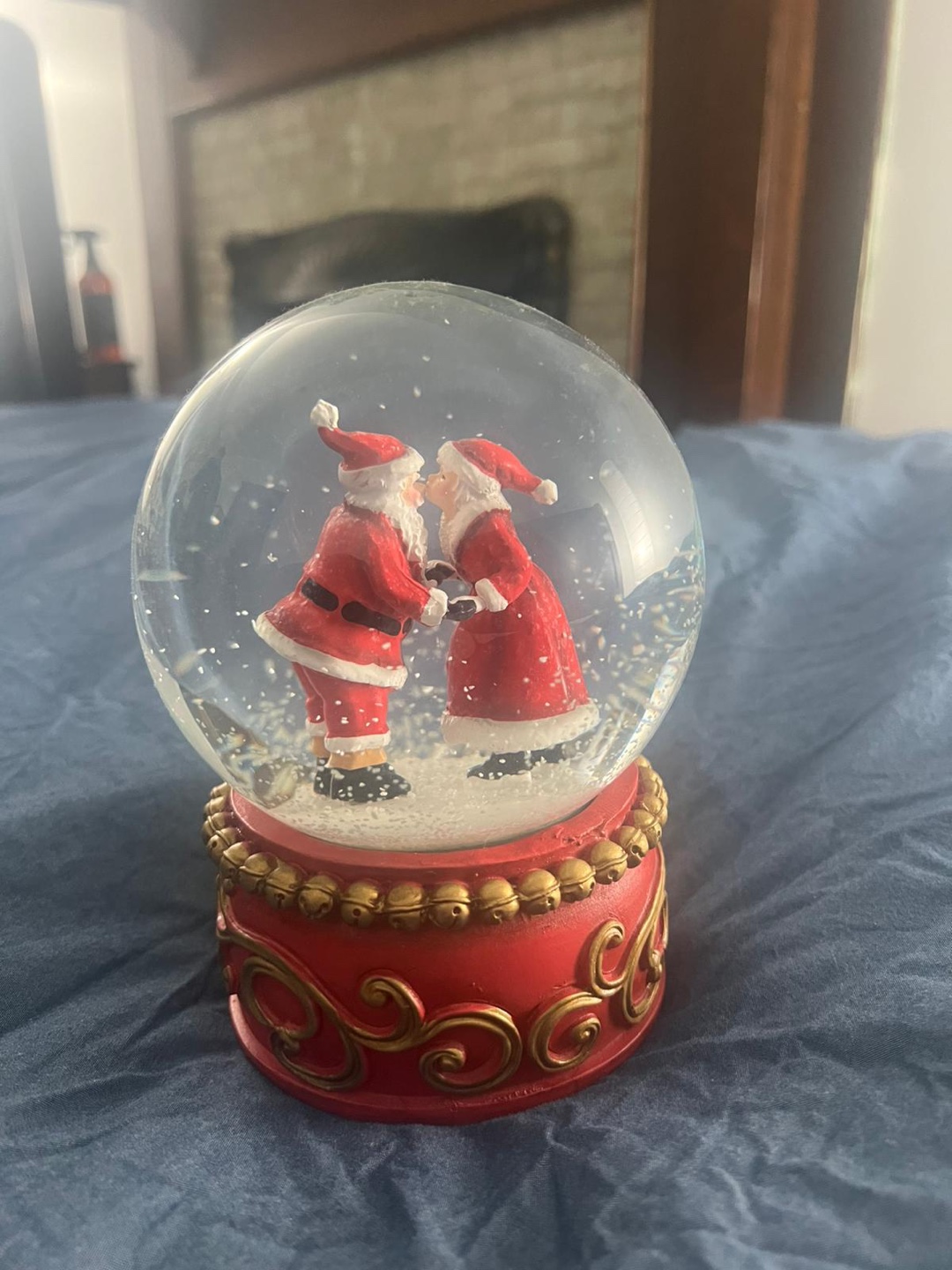 Christmas Snow Globe - photo 2