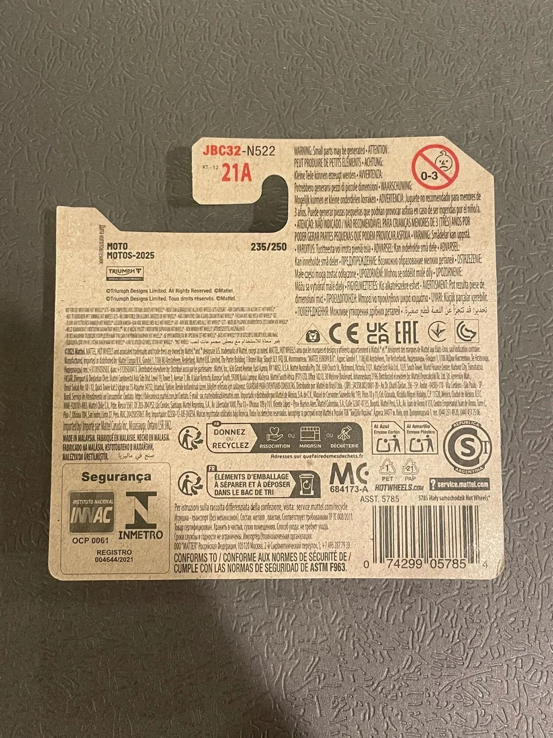 Hot Wheels TREASURE HUNT: 1966 Triumph Tiger 100 image indicator(4)