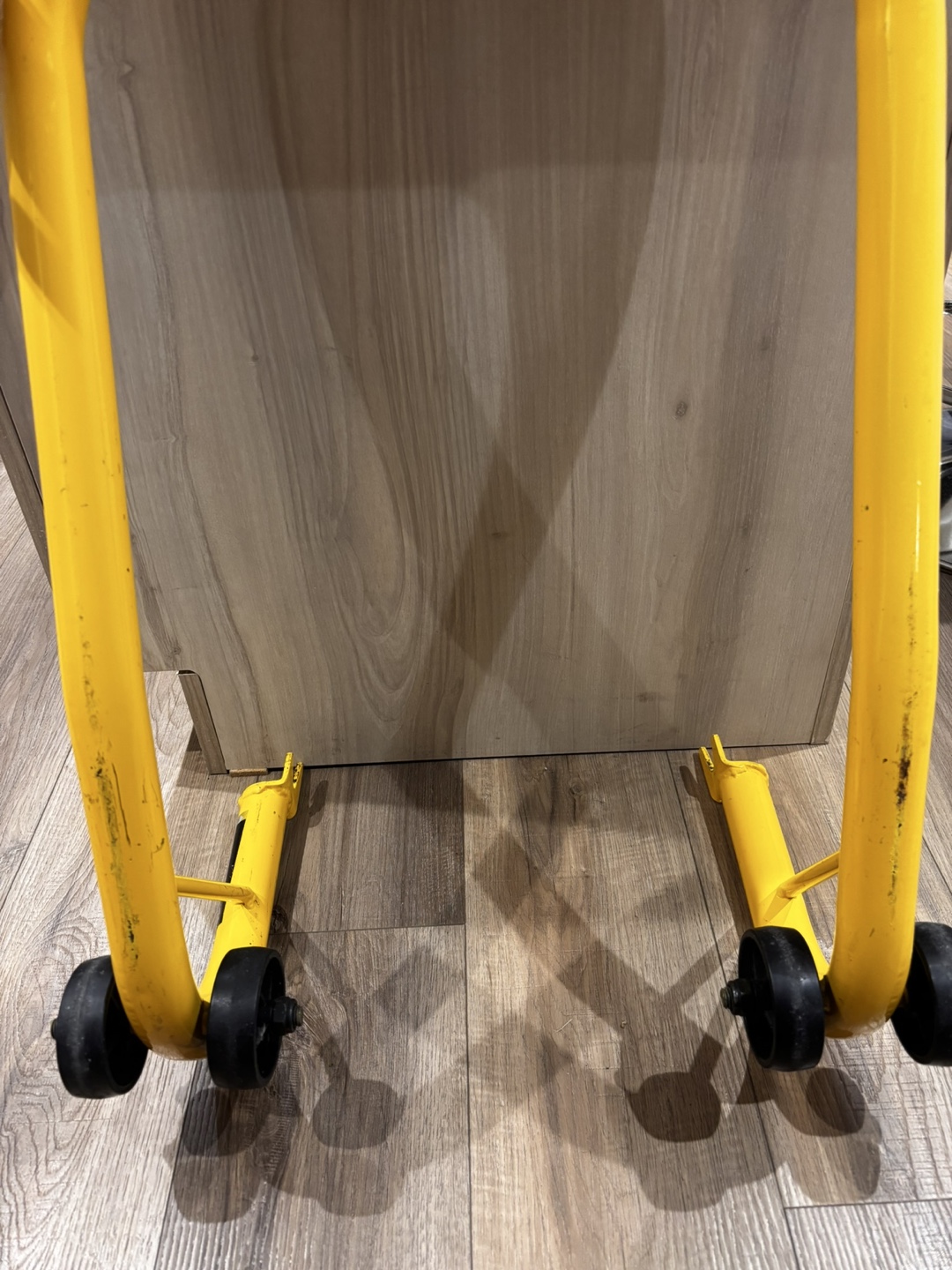 Support arrière de moto – robuste et pratique – 30 $ - photo 2