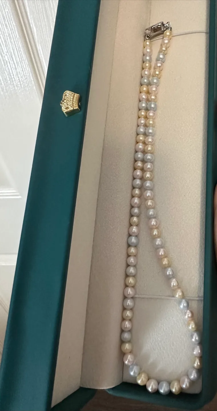 Pearl Necklace thumbnail