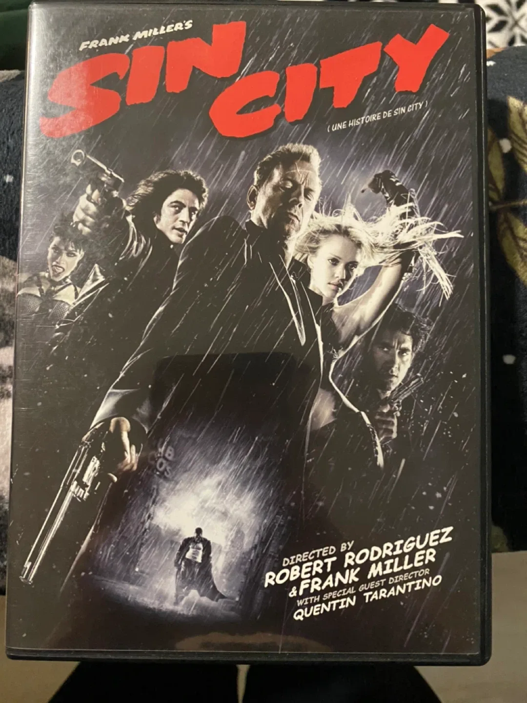 DVD Lot: Sin City, I am Legend, Pulp Fiction, The Crow image indicator(5)