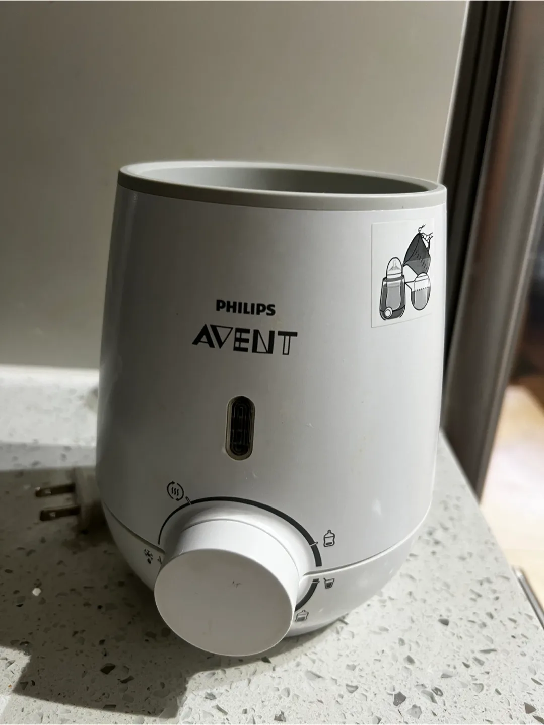 Philips Avent Baby Bottle Warmer thumbnail