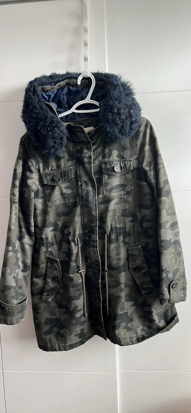 🍒BCBG Camo Coat   BCBGeneration image indicator(2)
