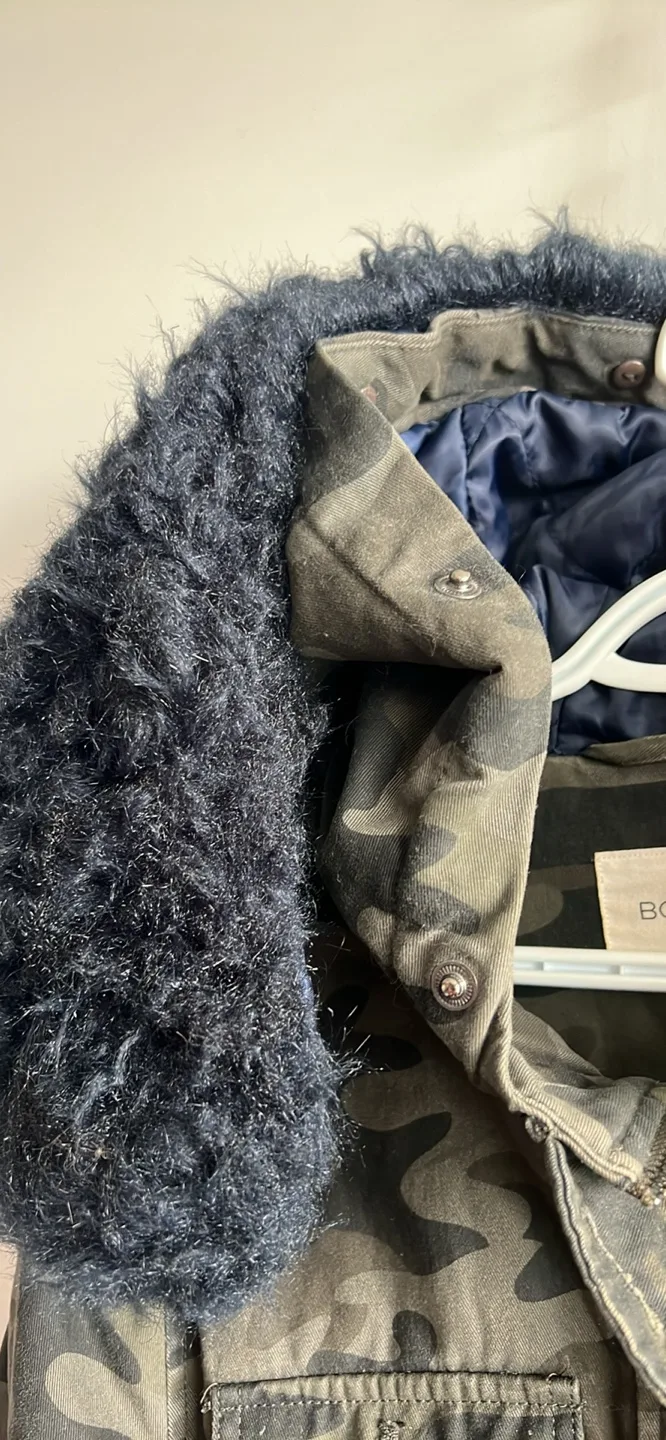 🍒BCBG Camo Coat   BCBGeneration image indicator(4)