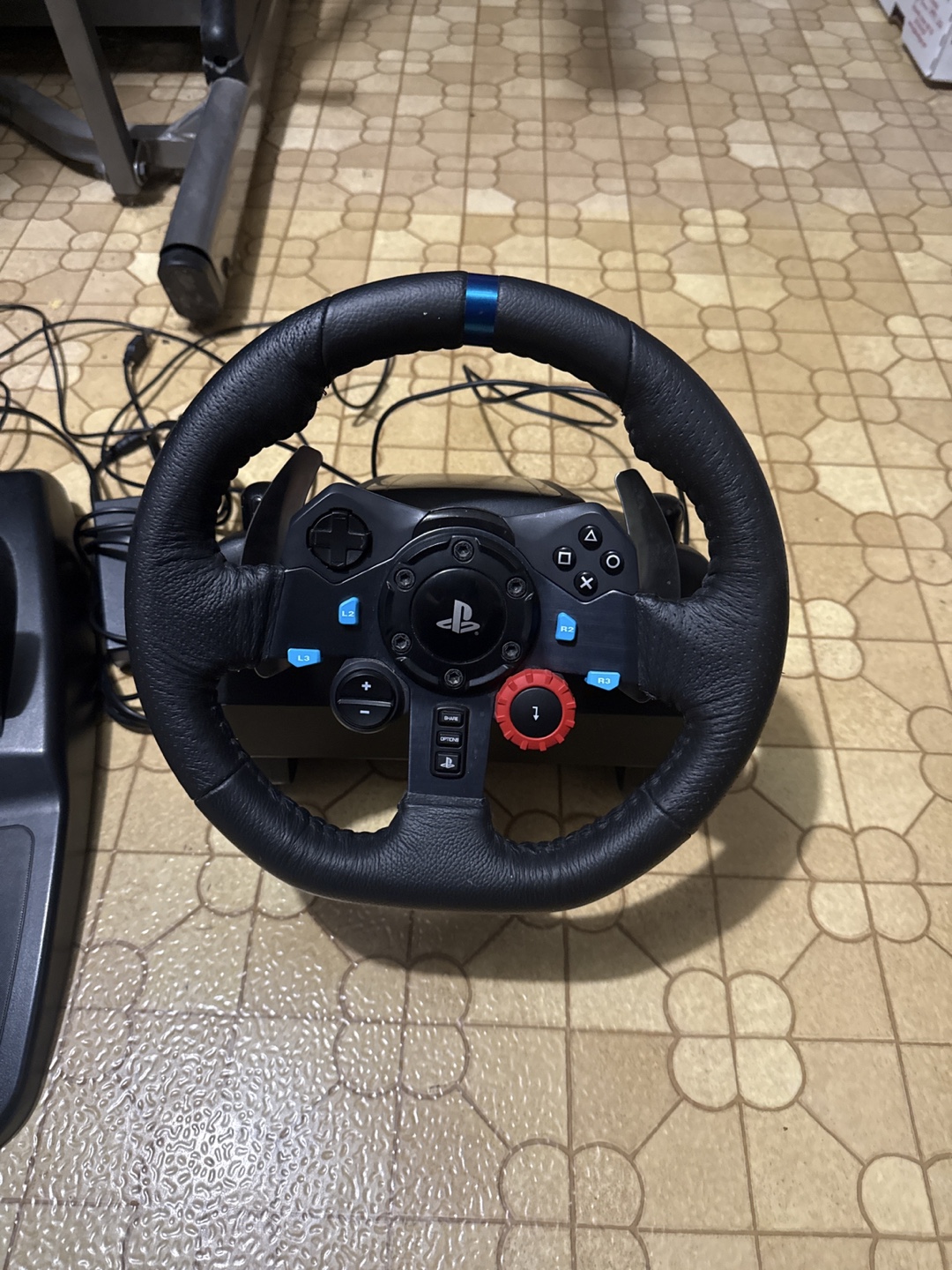 Logitech G29 Driving Force Racing Wheel for PS5/PS4/PS3 - photo 5