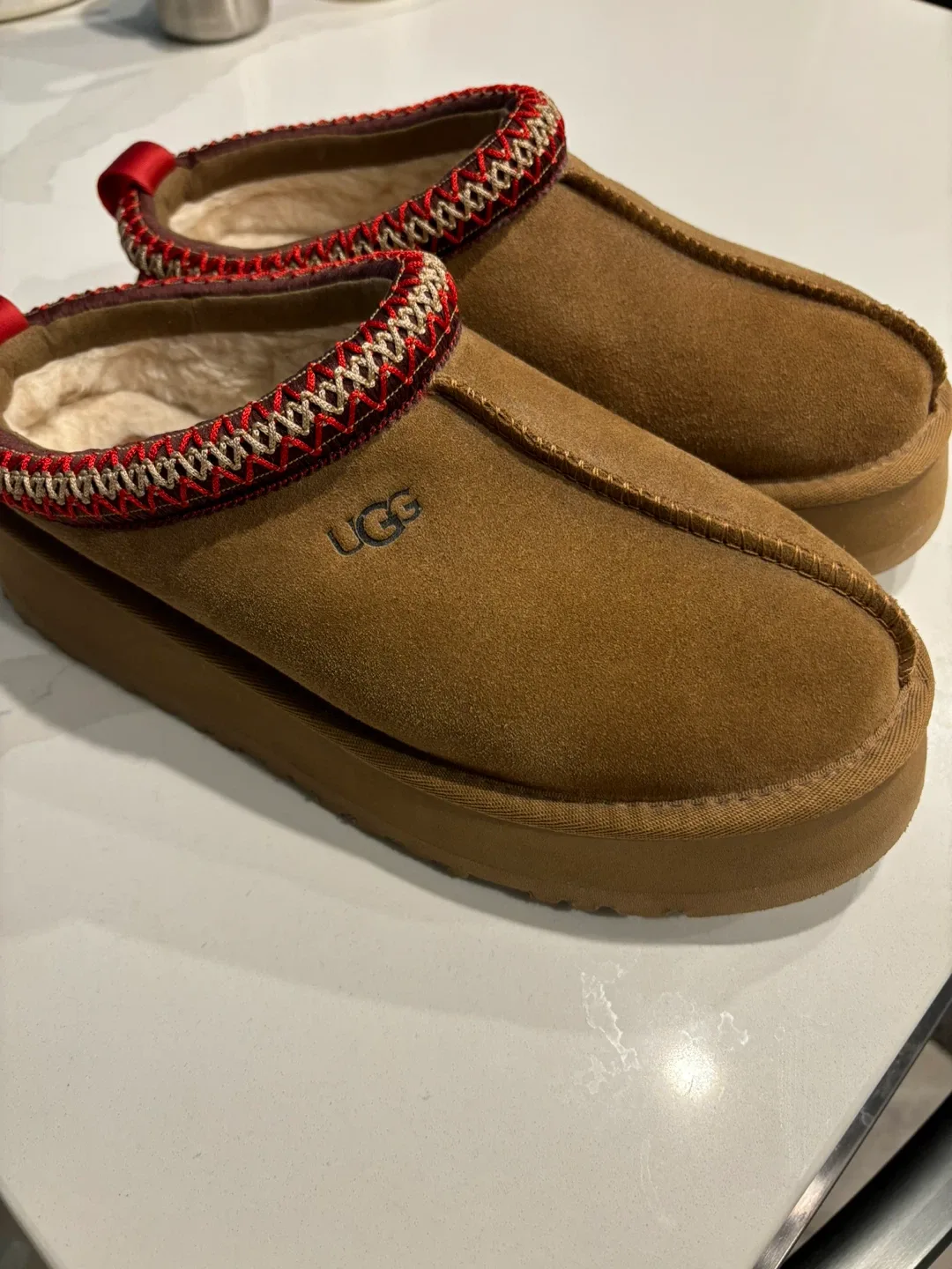 UGG Tasman Slipper image indicator(2)