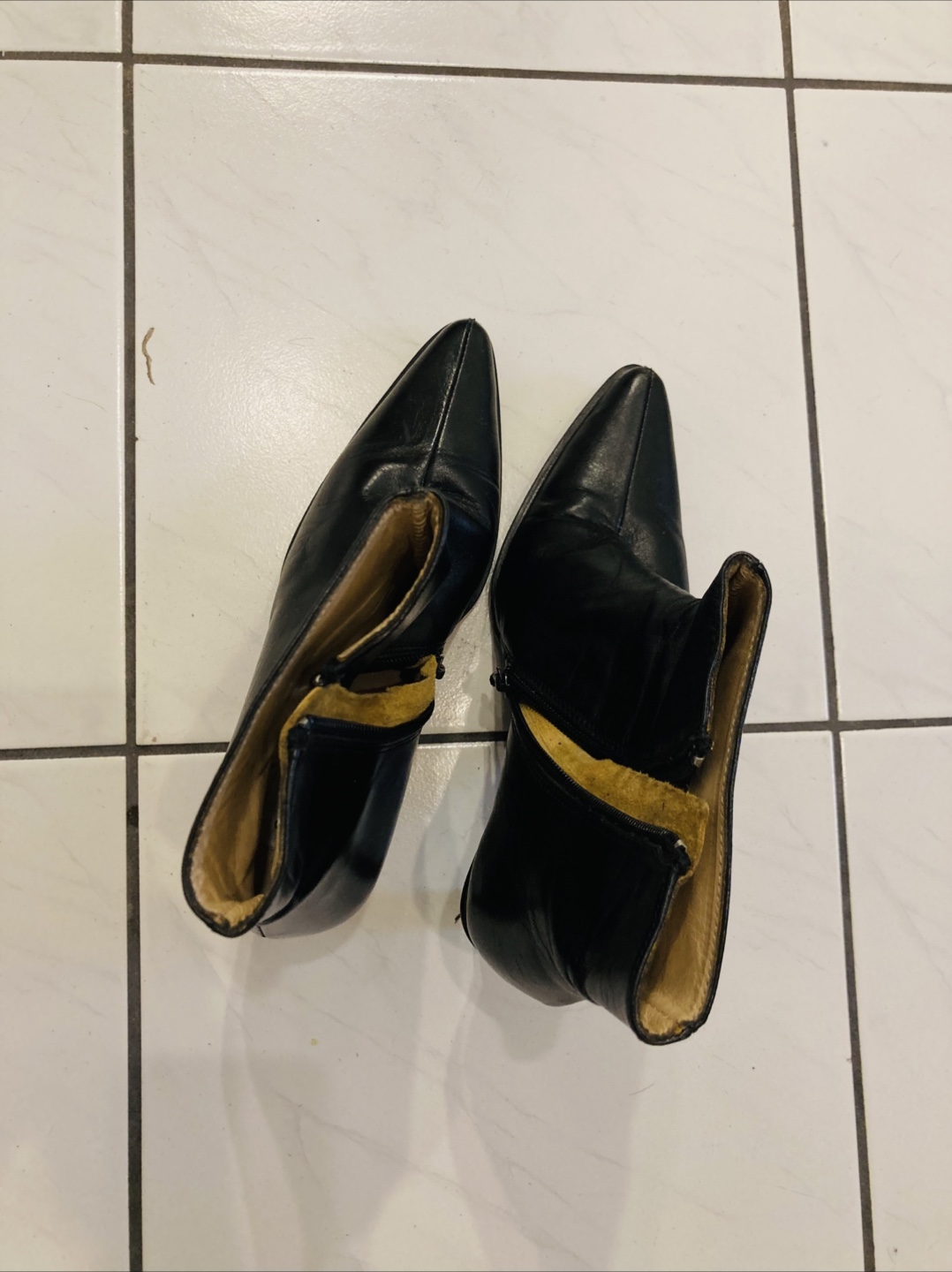 Black Leather Ankle Boots, Size 7 - photo 2