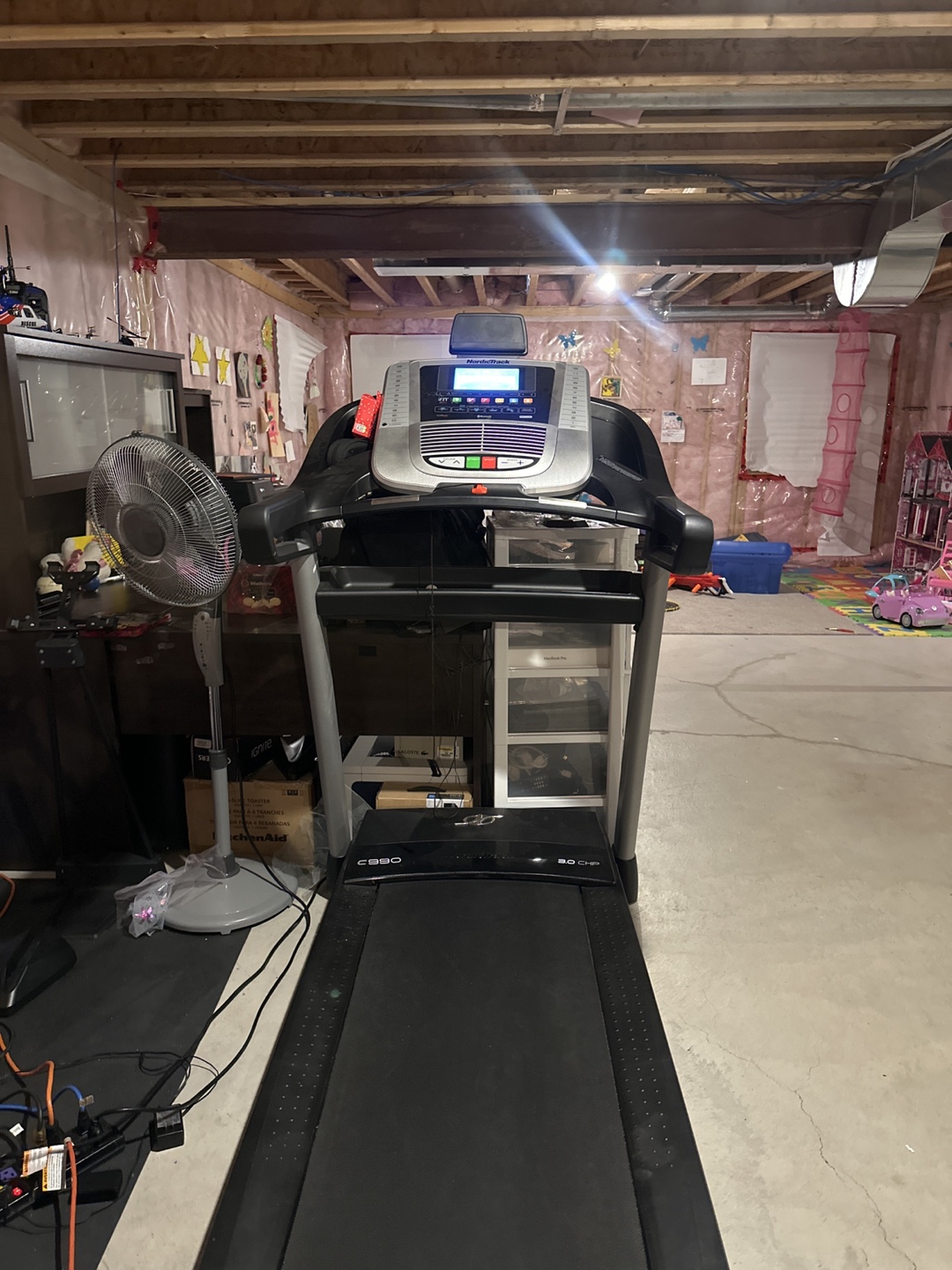NordicTrack C990 Treadmill - photo 4