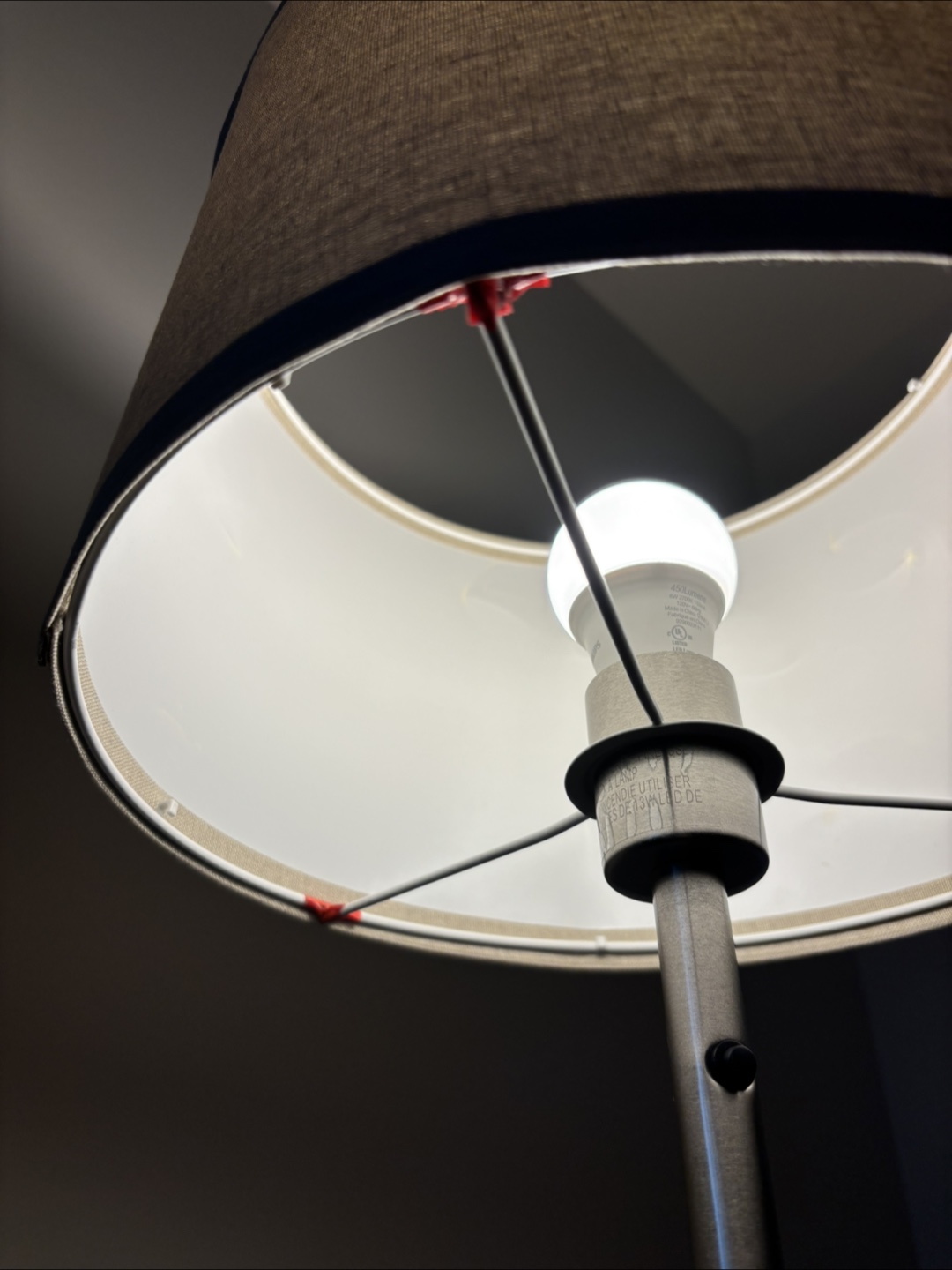 For Sale: Stylish Floor Lamp with Warm, Cozy Glow - photo 5