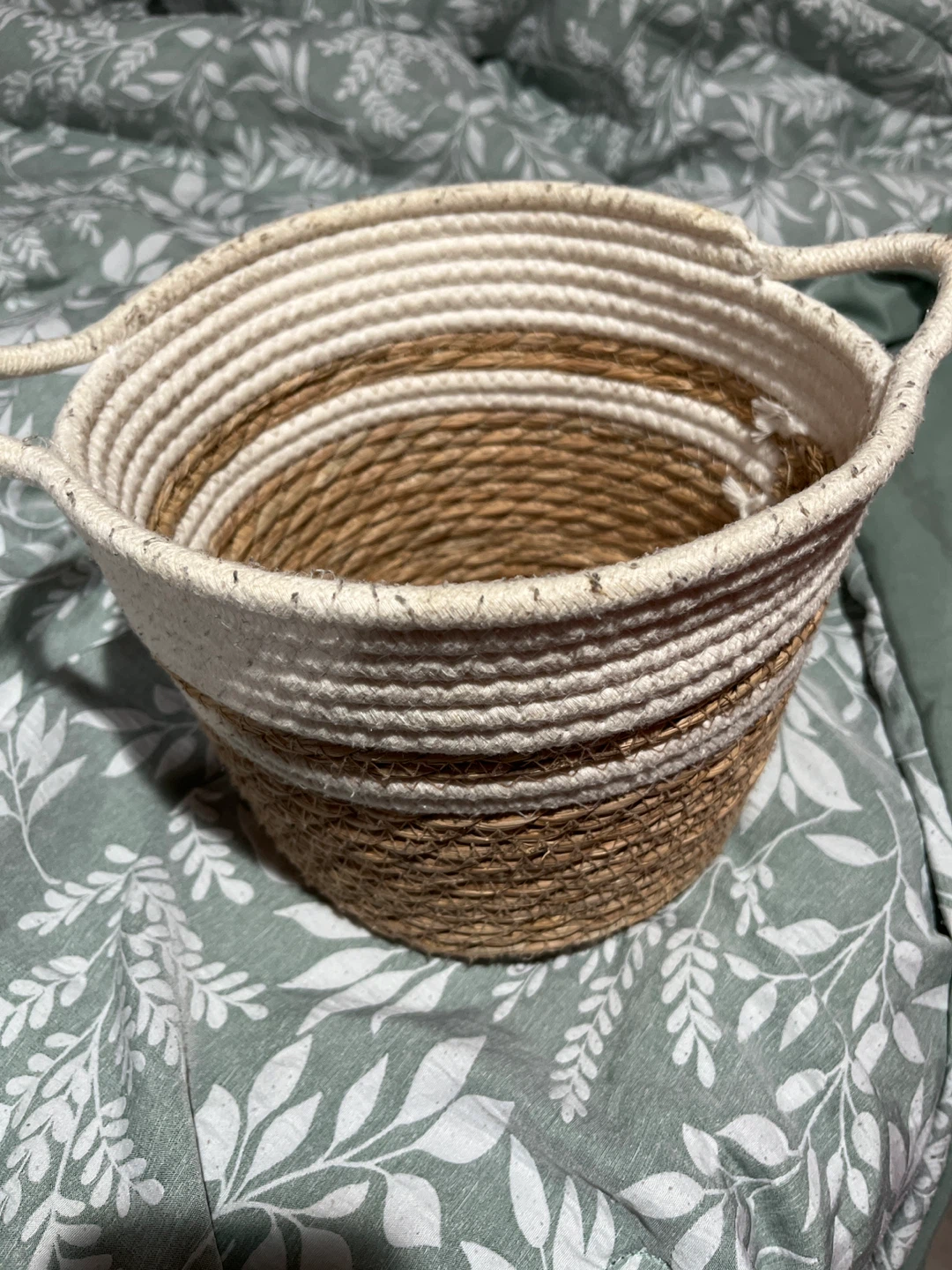 Woven Basket - Brown & White 🥕 - photo 3