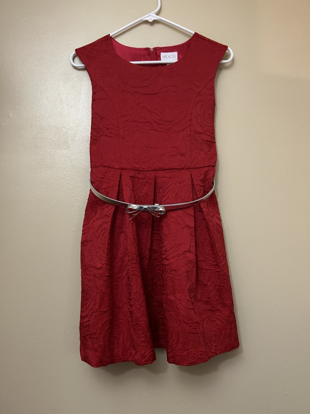 Beautiful Rose patterned RED dress with silver belt