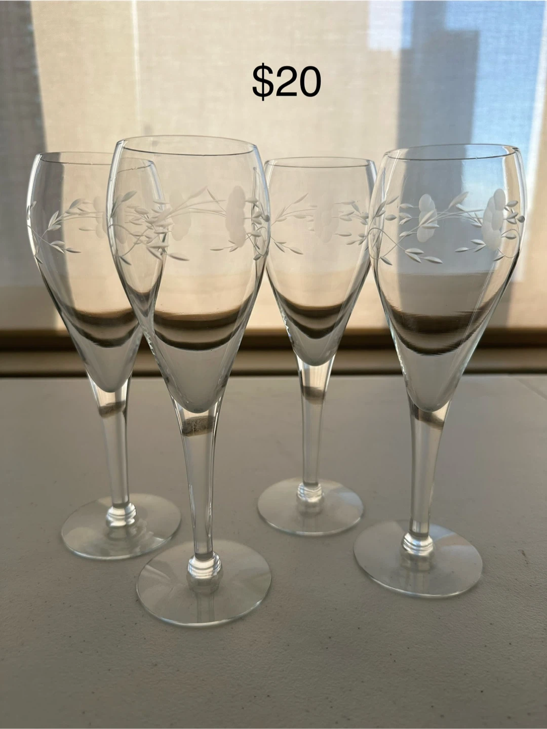 Set of 4 Etched Champagne tulip Glasses