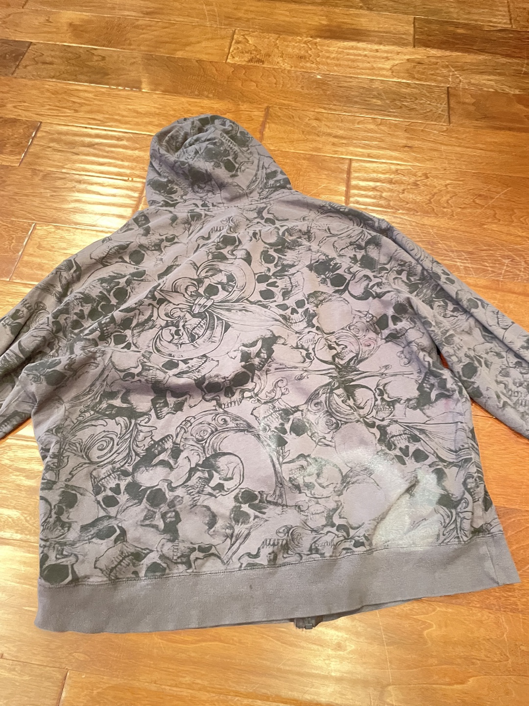 Grunge distressed skull sweater - photo 2