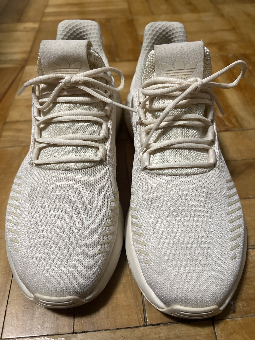 Adidas Swift Run 22 Off White Sneakers