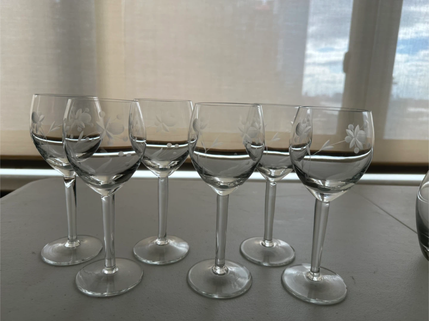 Wine Decanter and 6 Glasses Set - photo 3