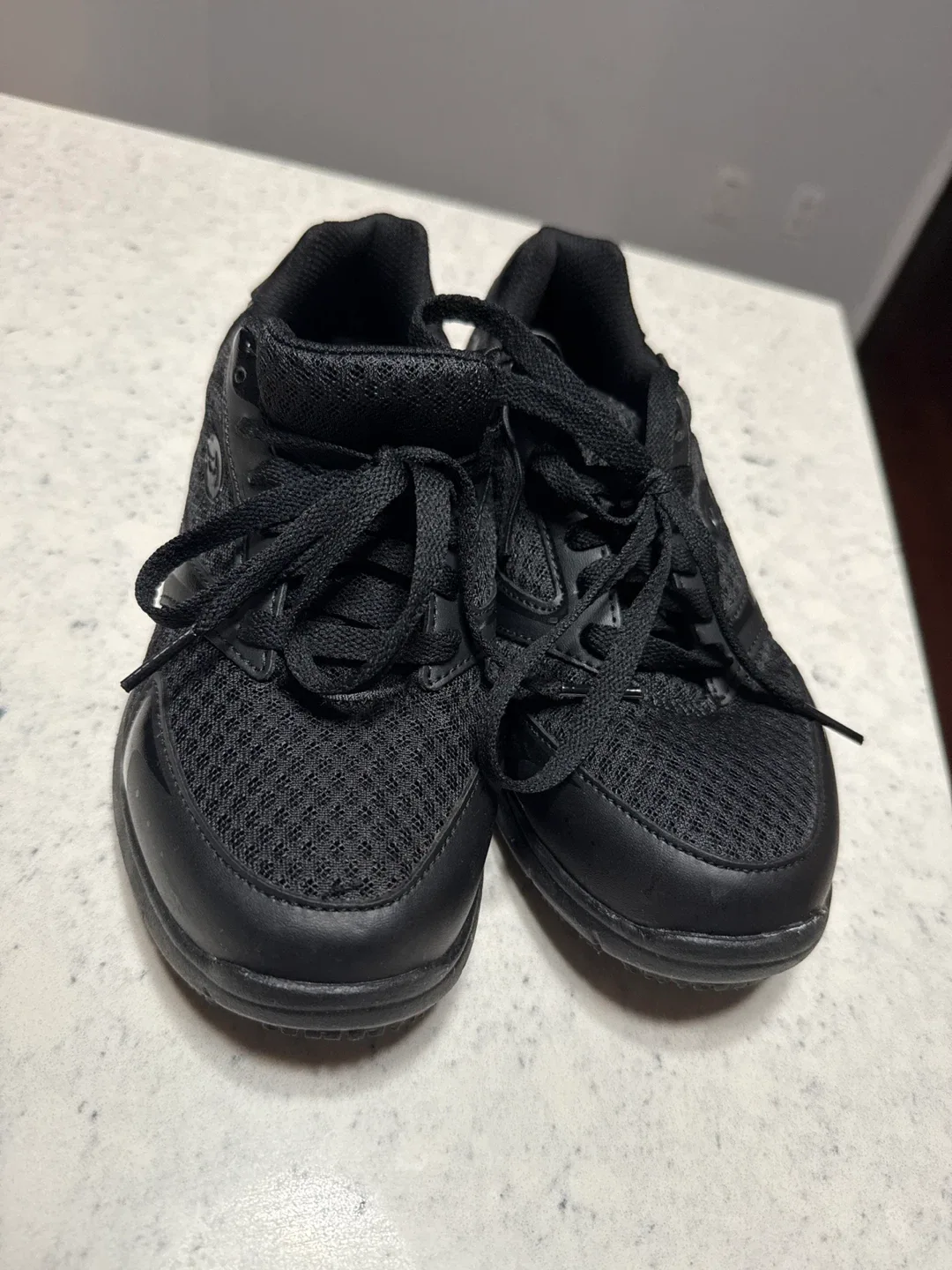 Dr. Scholl's Work Shoes - Size 7 thumbnail