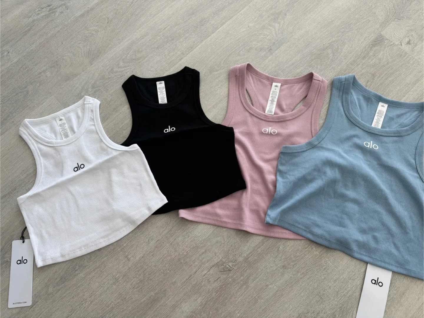 New ALO Aspire Cropped Tank Top image indicator(5)