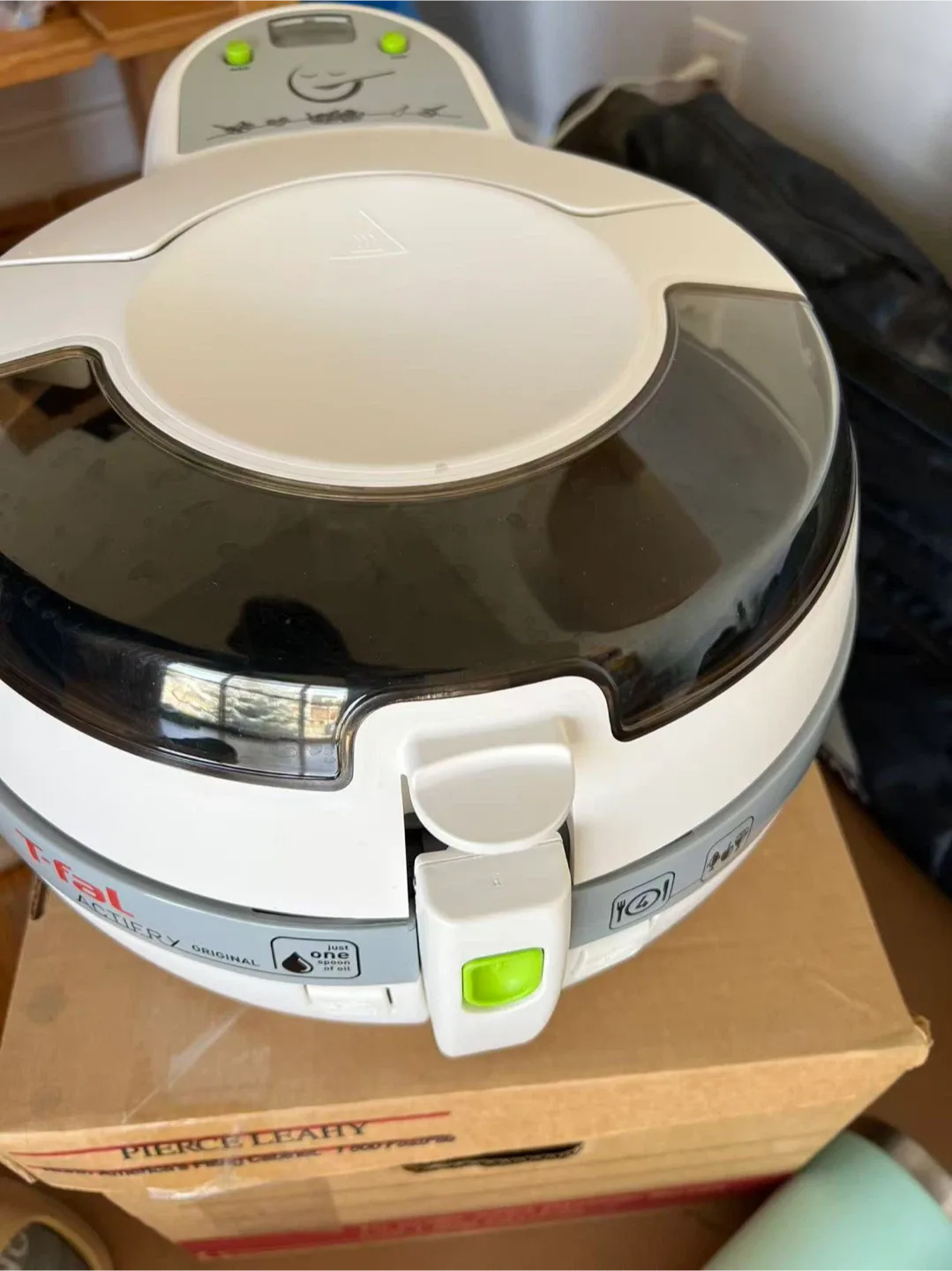 T-fal ActiFry Original Low-Fat Multi Cooker thumbnail