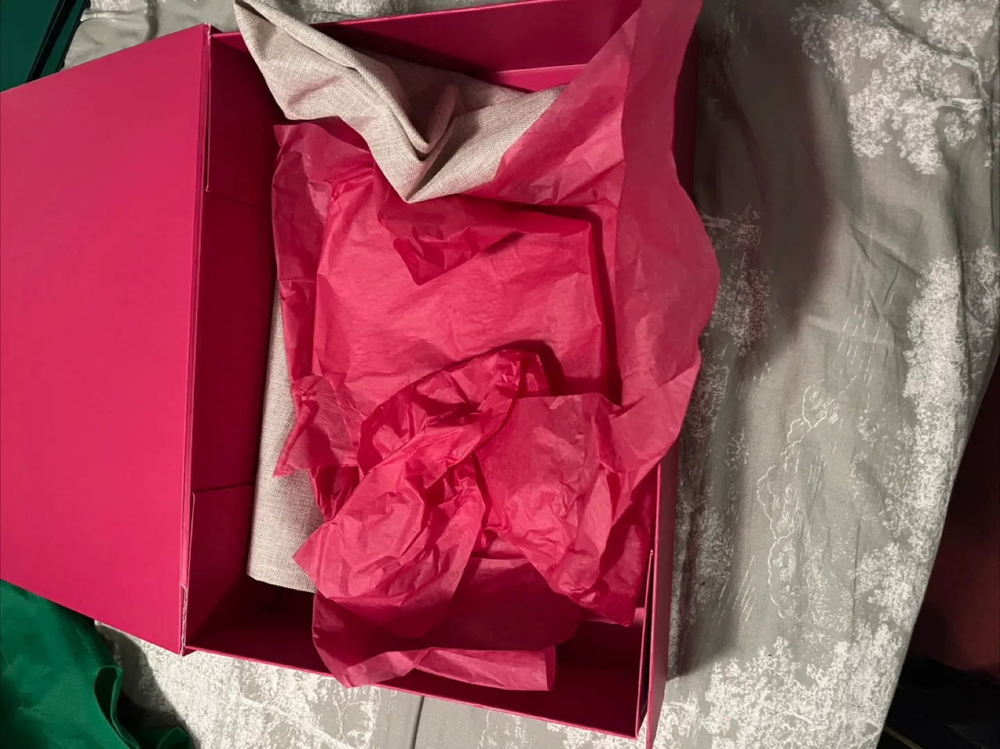 Holt Renfrew Empty Gift Box - NEW image indicator(5)