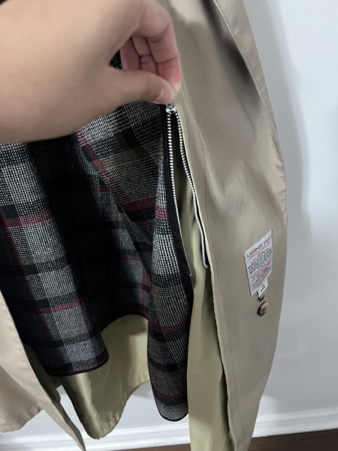 London Fog Trench Coat - Size 10 Regular - photo 4