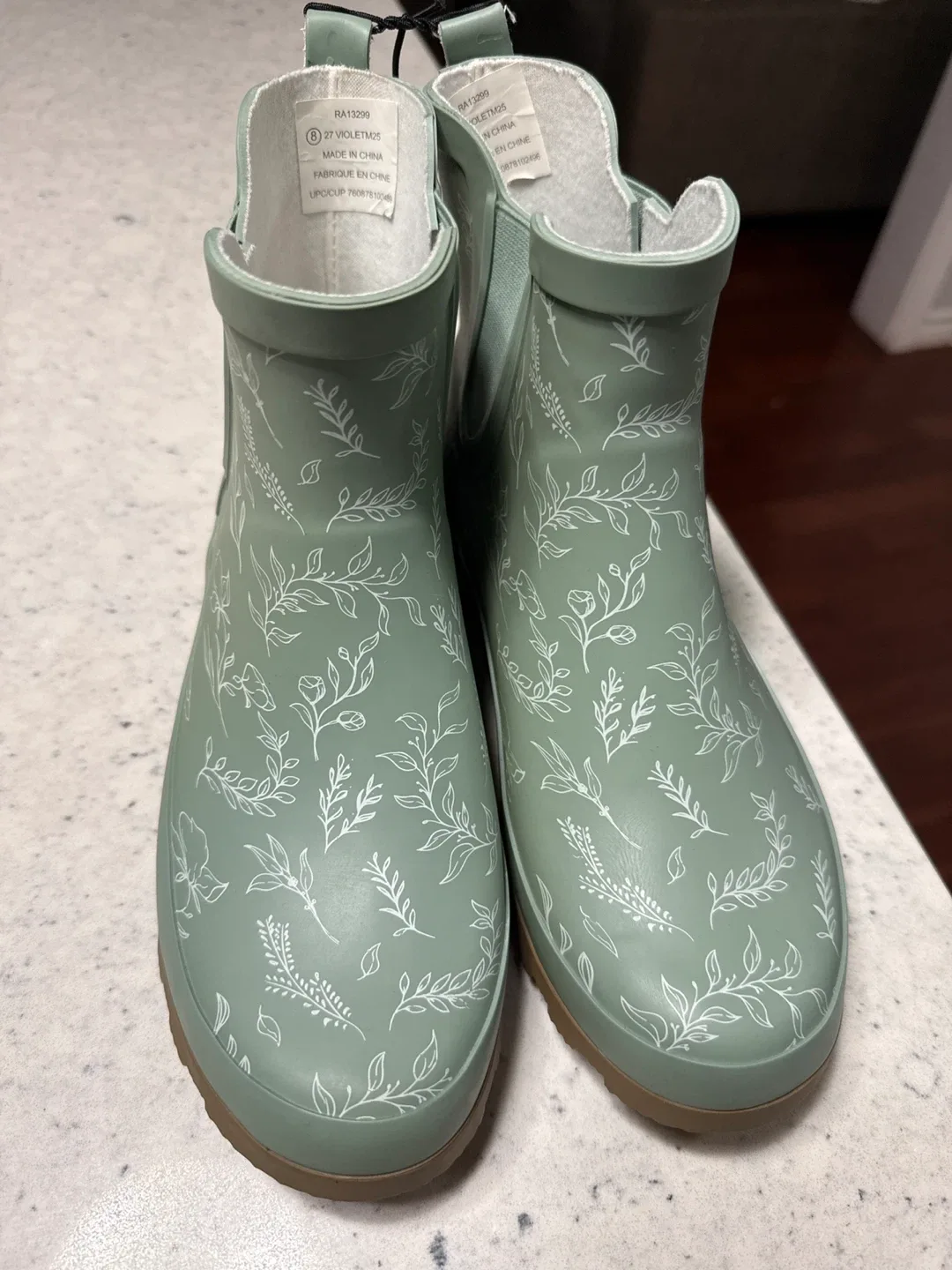 Violet + Sky Green Floral Rain Boots - Size 9 thumbnail