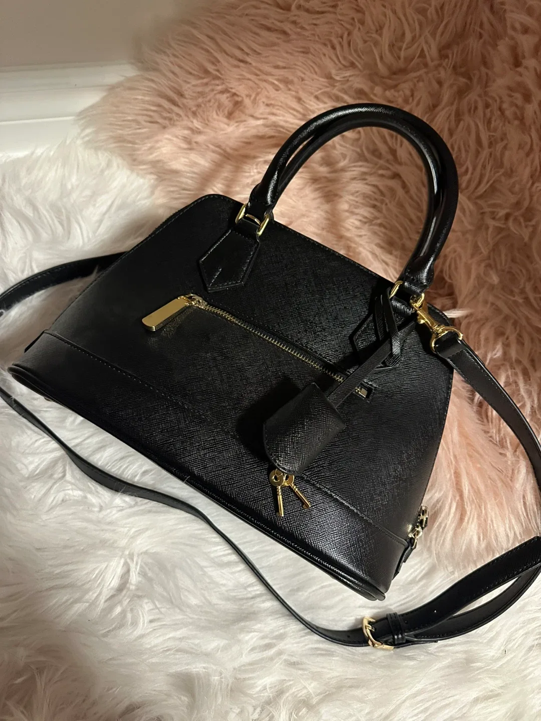 Samantha Thavasa Black Dome Satchel image indicator(2)