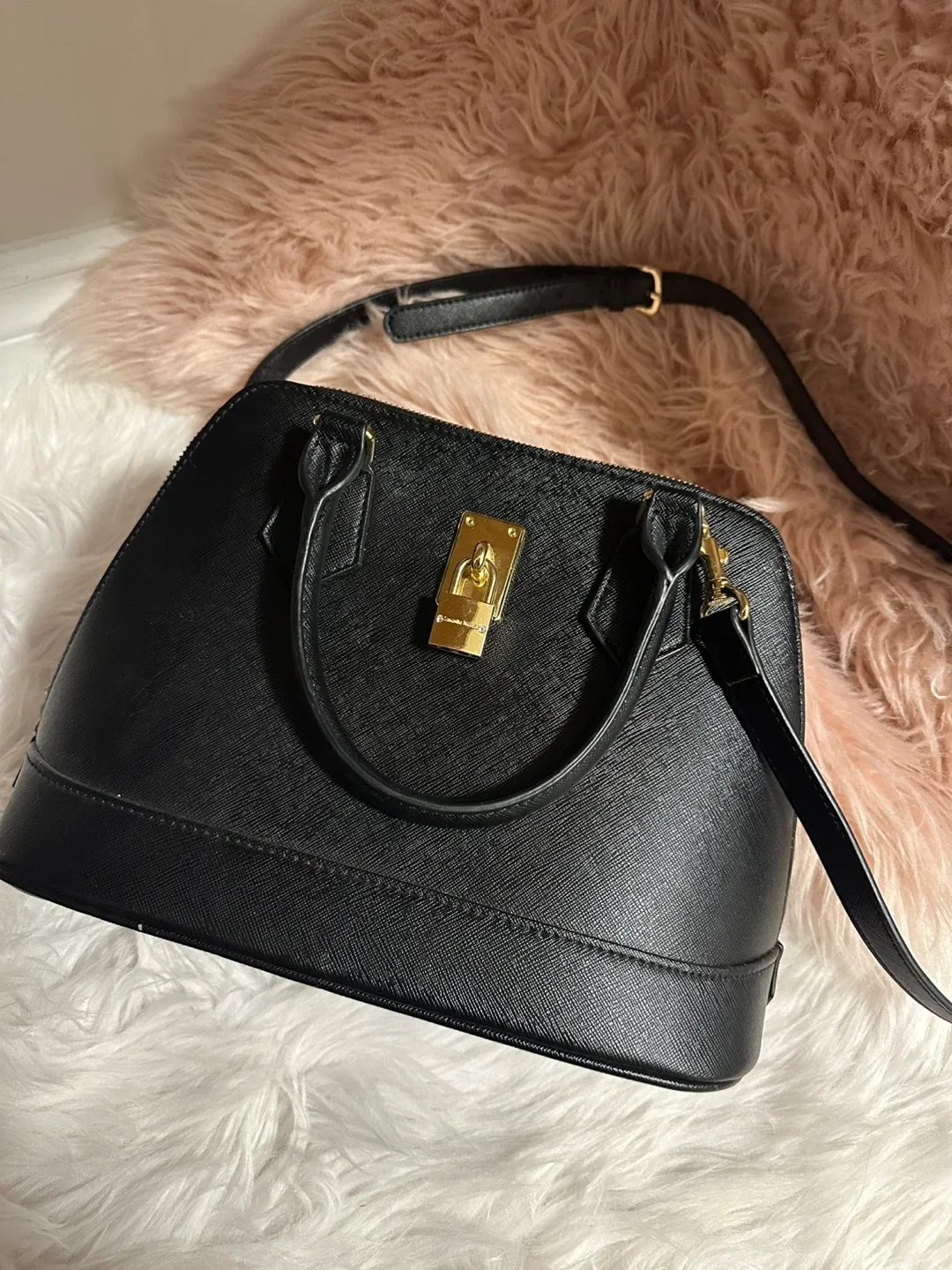 Samantha Thavasa Black Dome Satchel thumbnail