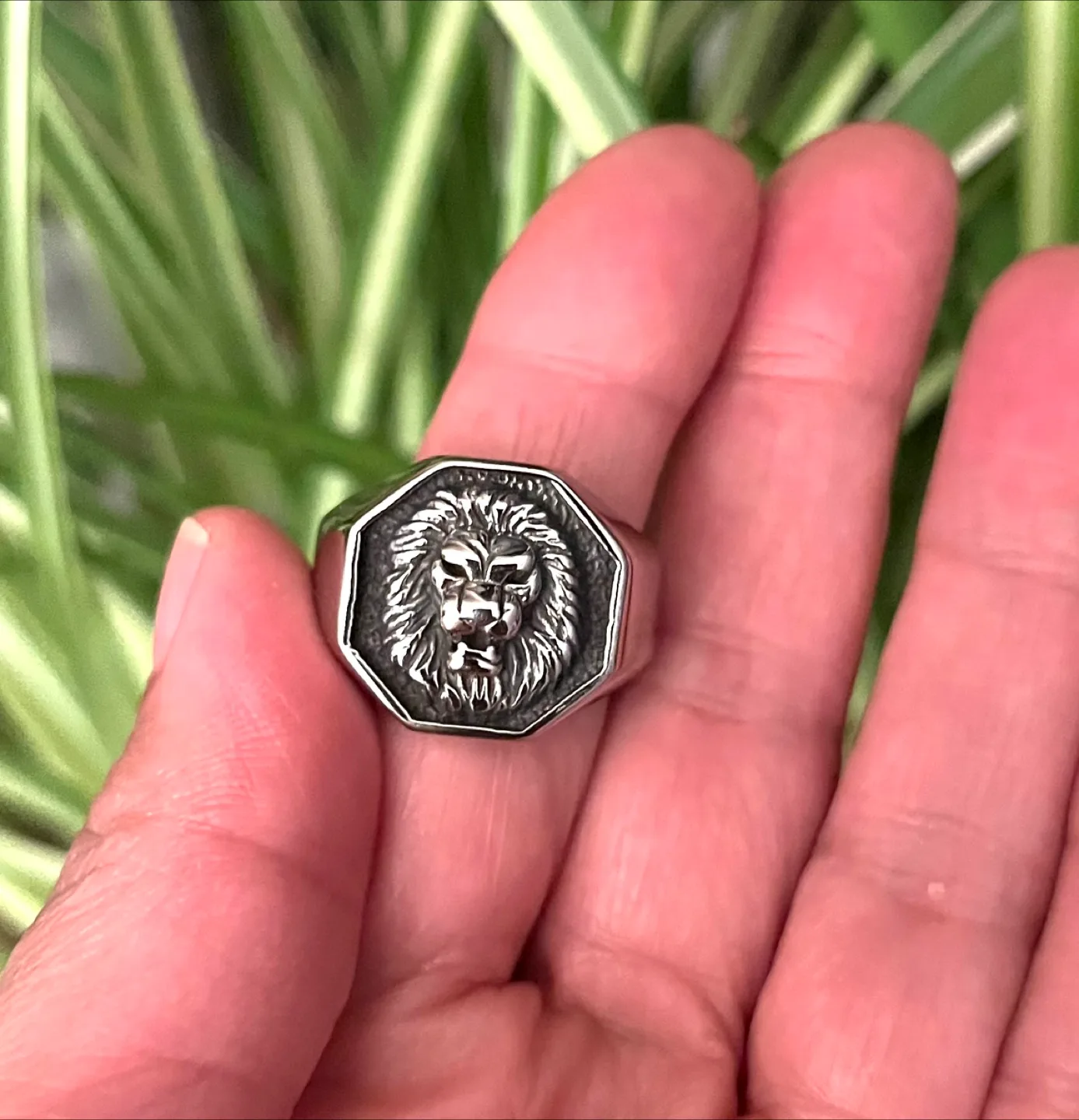 Lion Head Stainless Steel Ring. Size -10 thumbnail